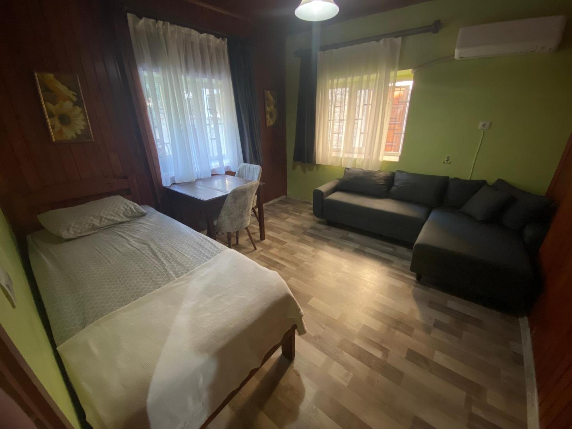 Camel Apartment 3* Antalya