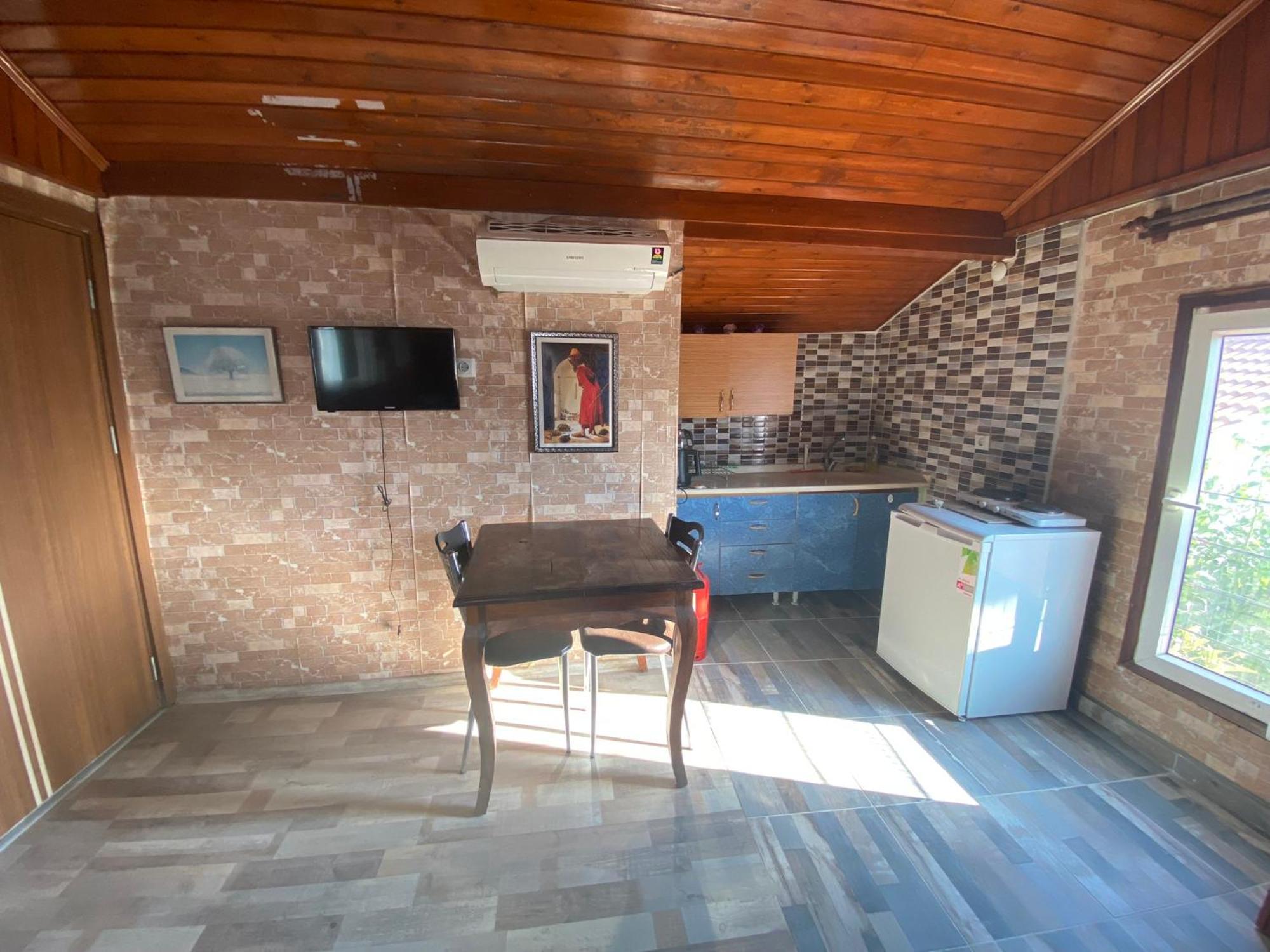 Camel Apartment Aparthotel