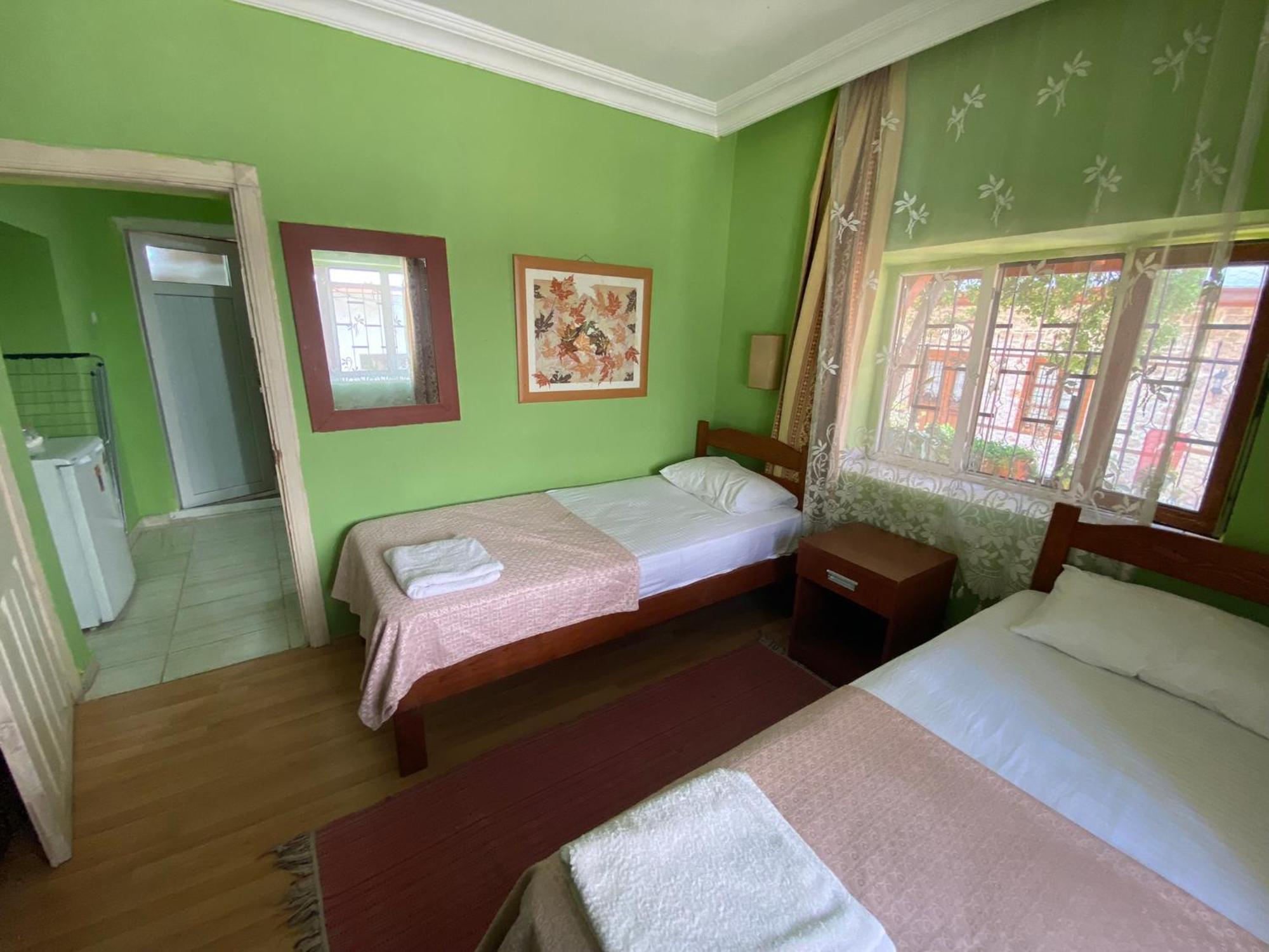 Camel Apartment 3* Antalya