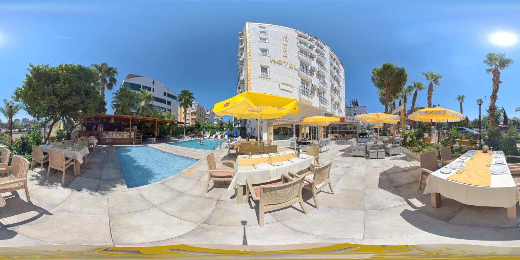 Hotel Far Life 3*