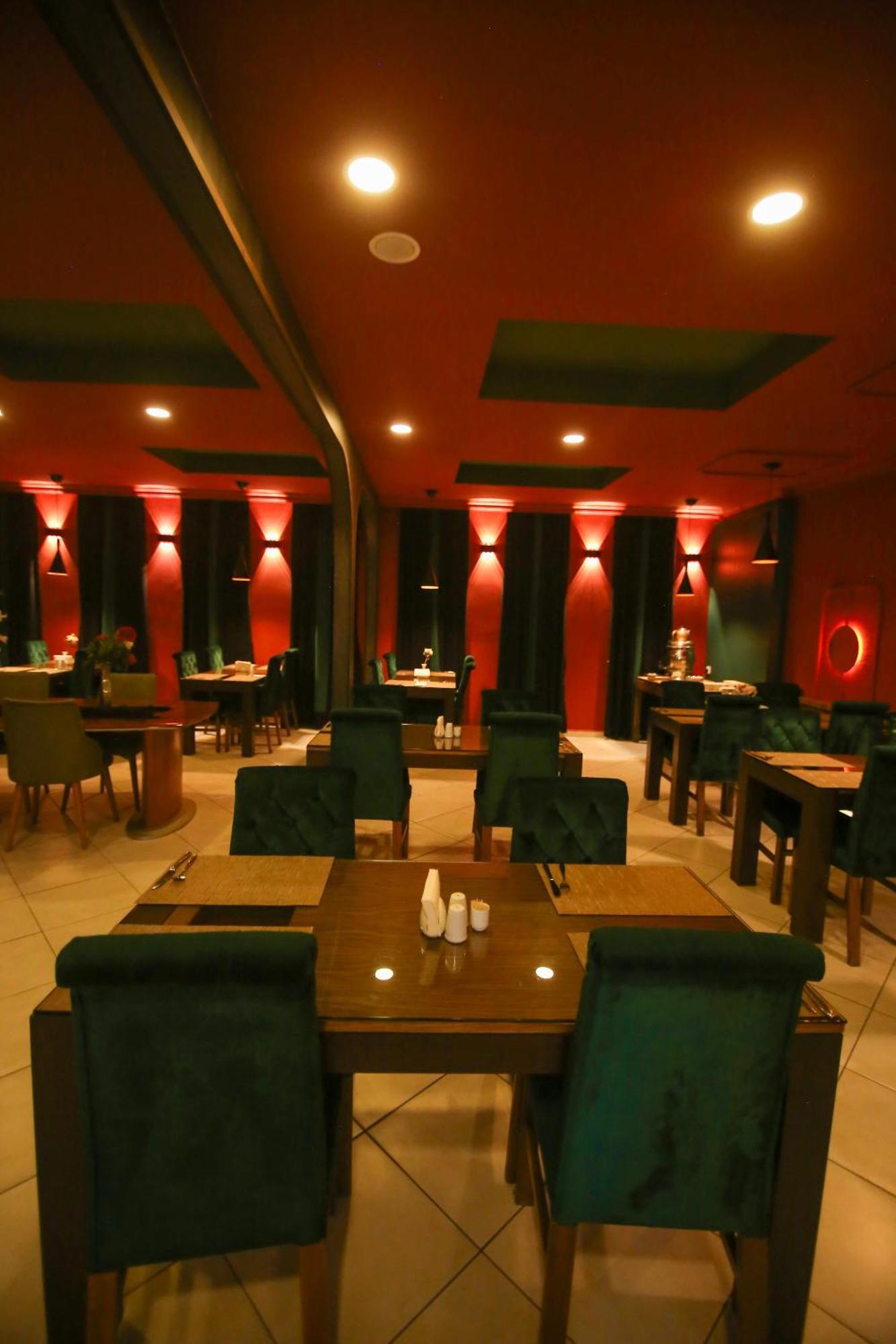 Cevik Palace Hotel 2*