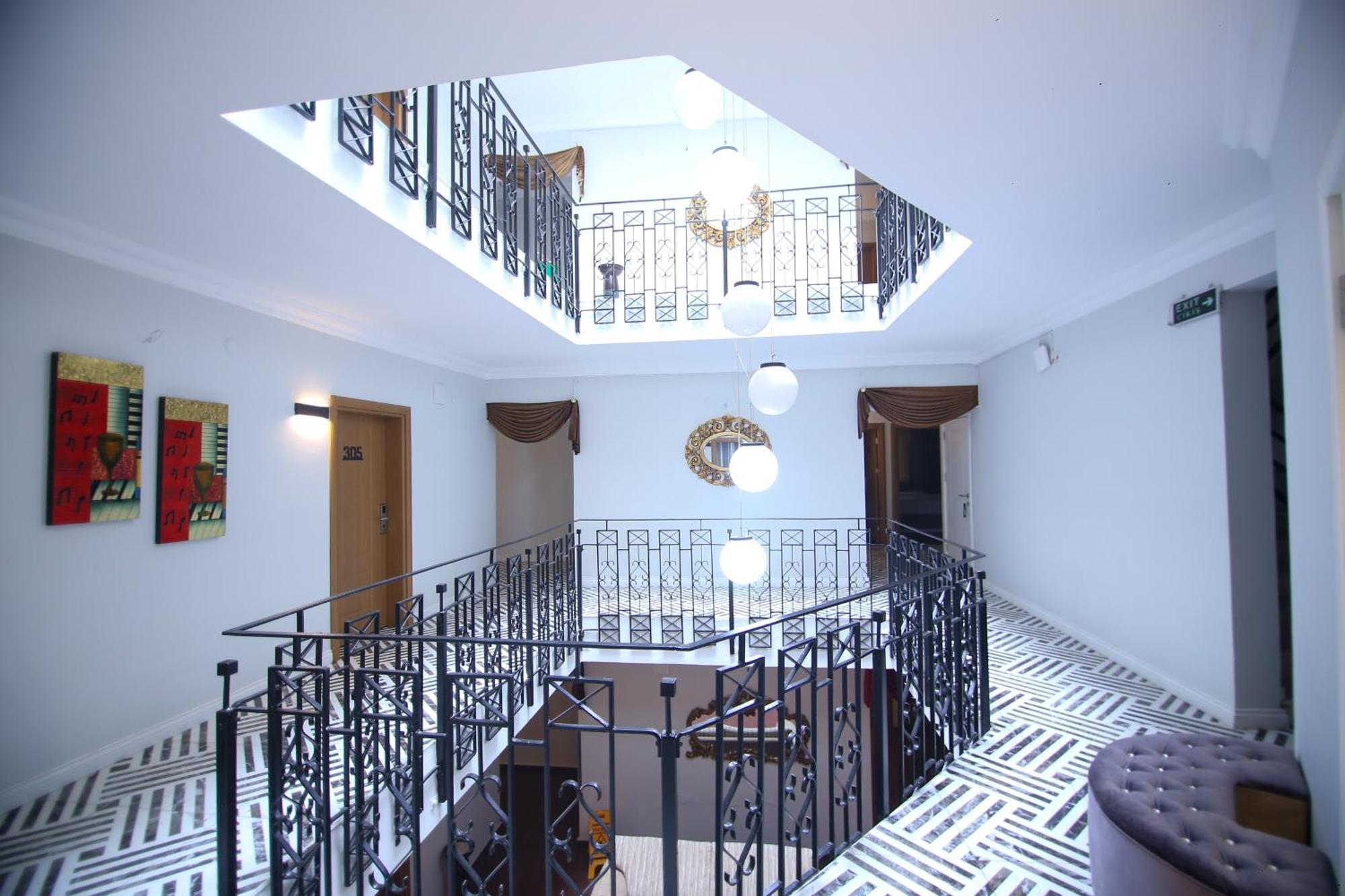 Cevik Palace Hotel