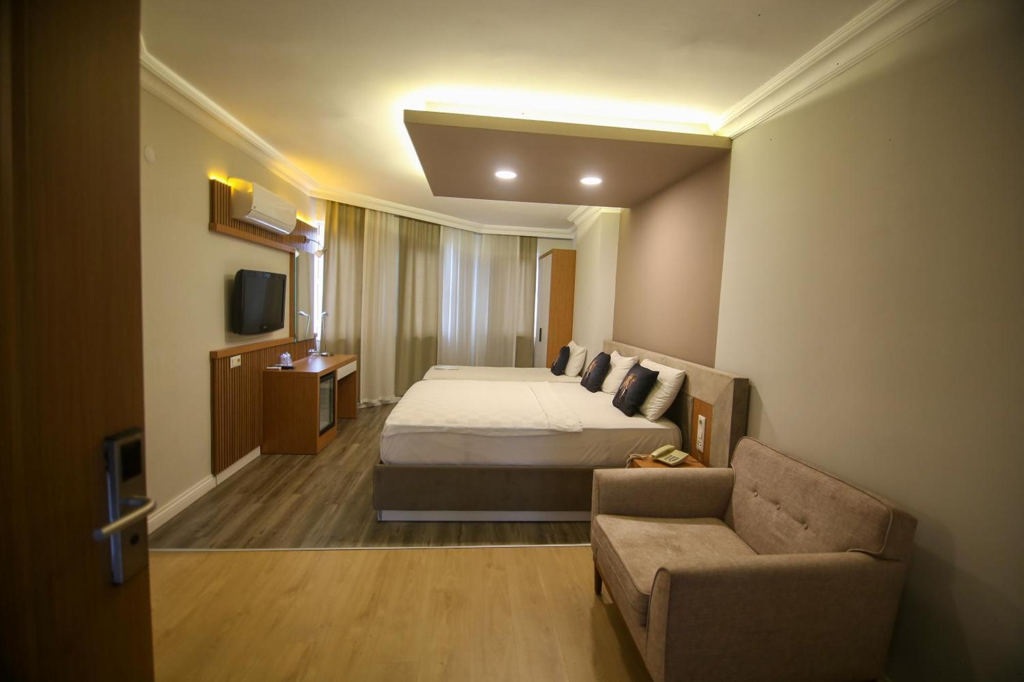Hotel Cevik Palace 2*