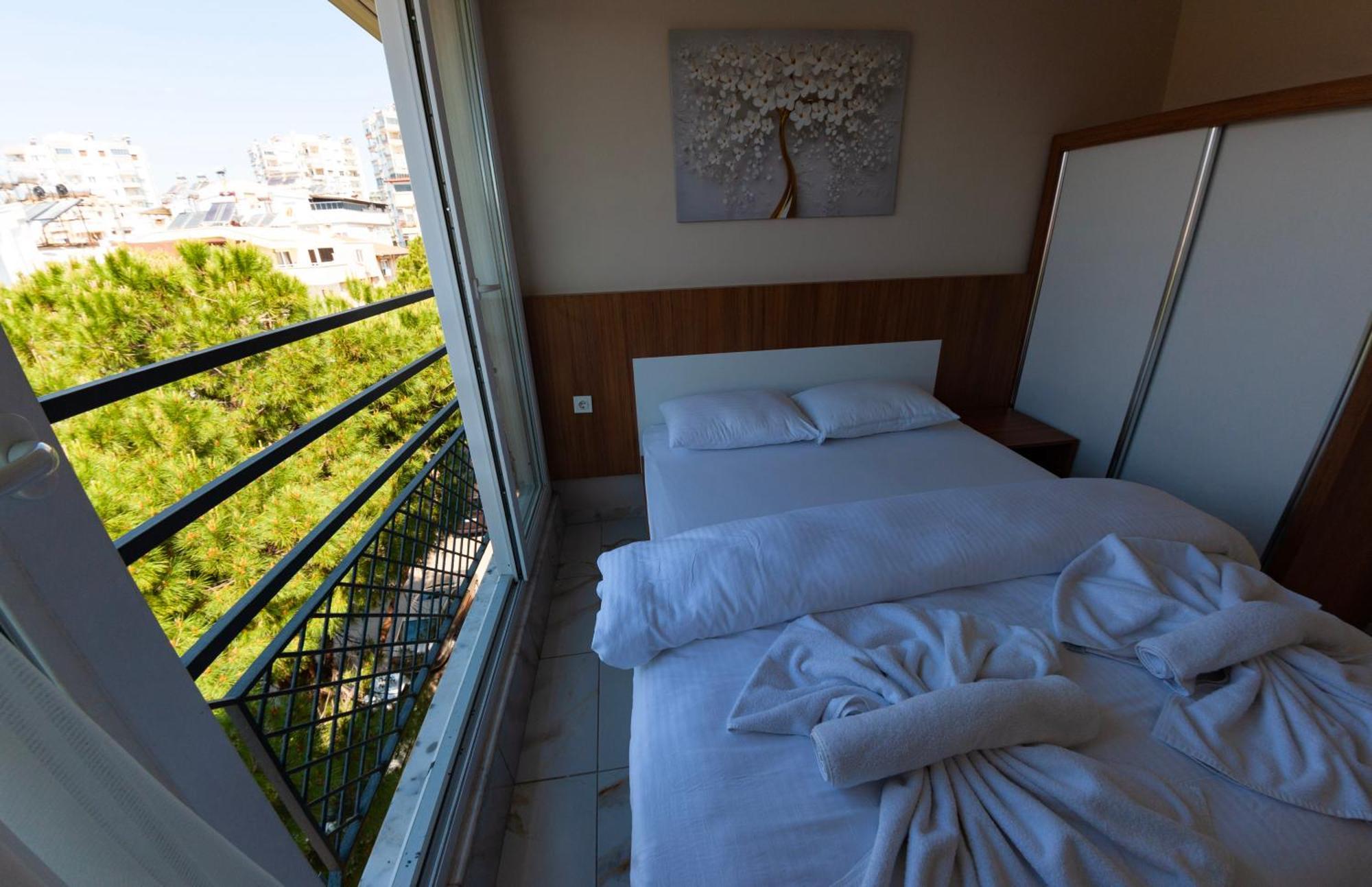 Rega Aparthotel