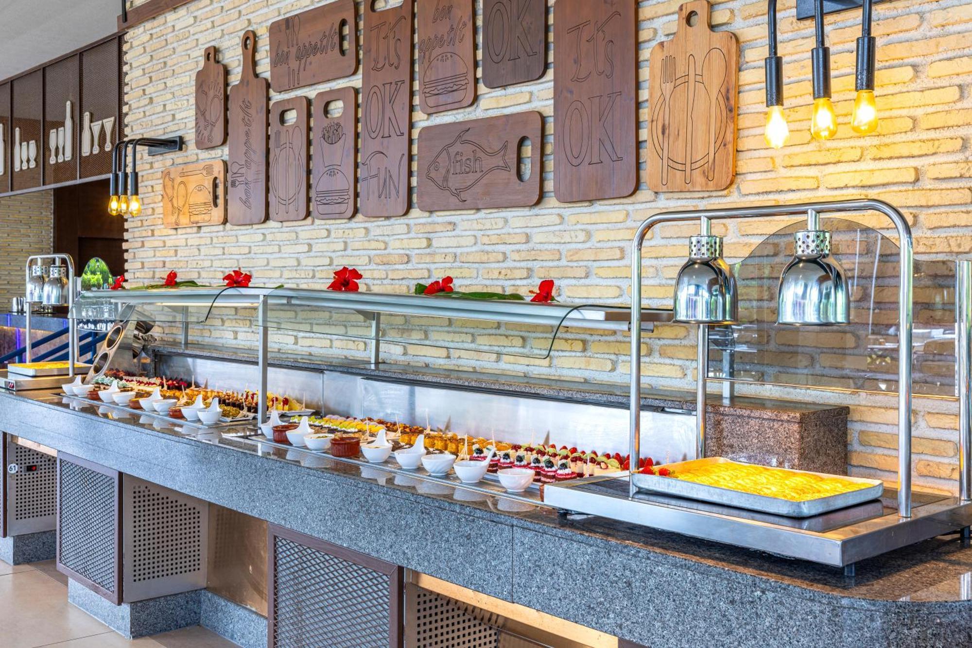 Resort Concorde De Luxe Lara 5*