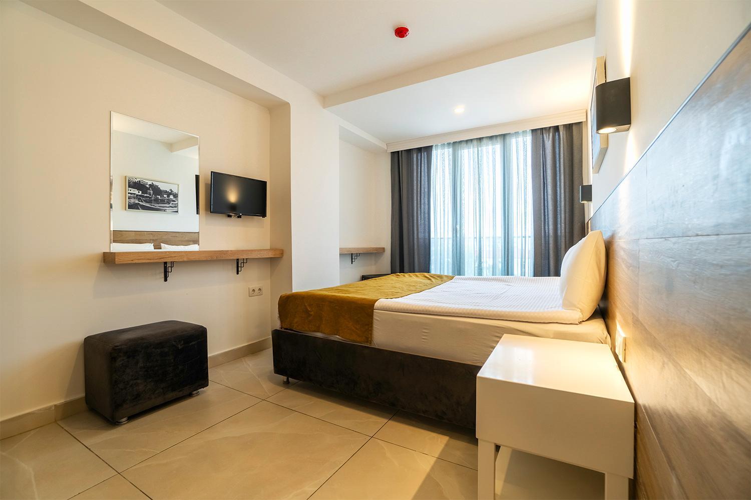 Otel Tut