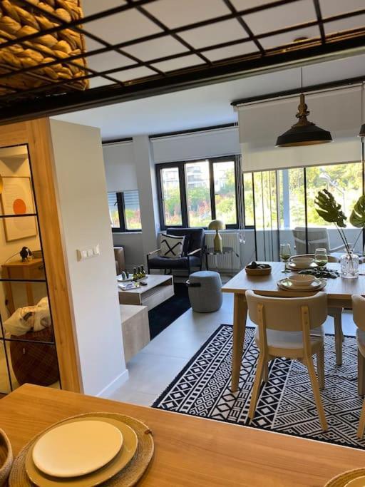 2+1 Luxury Flat ,near Old Town Antalya