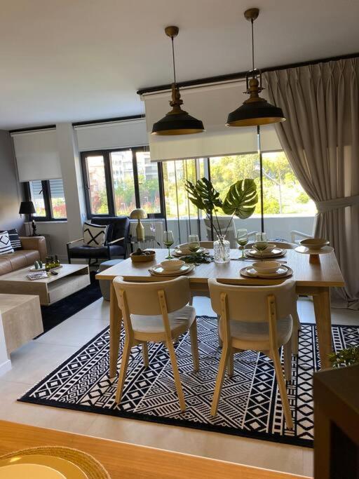 2+1 Luxury Flat ,near Old Town Apartment *