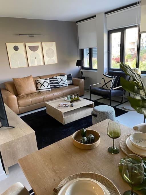 Apartment 2+1 Luxury Flat ,near Old Town