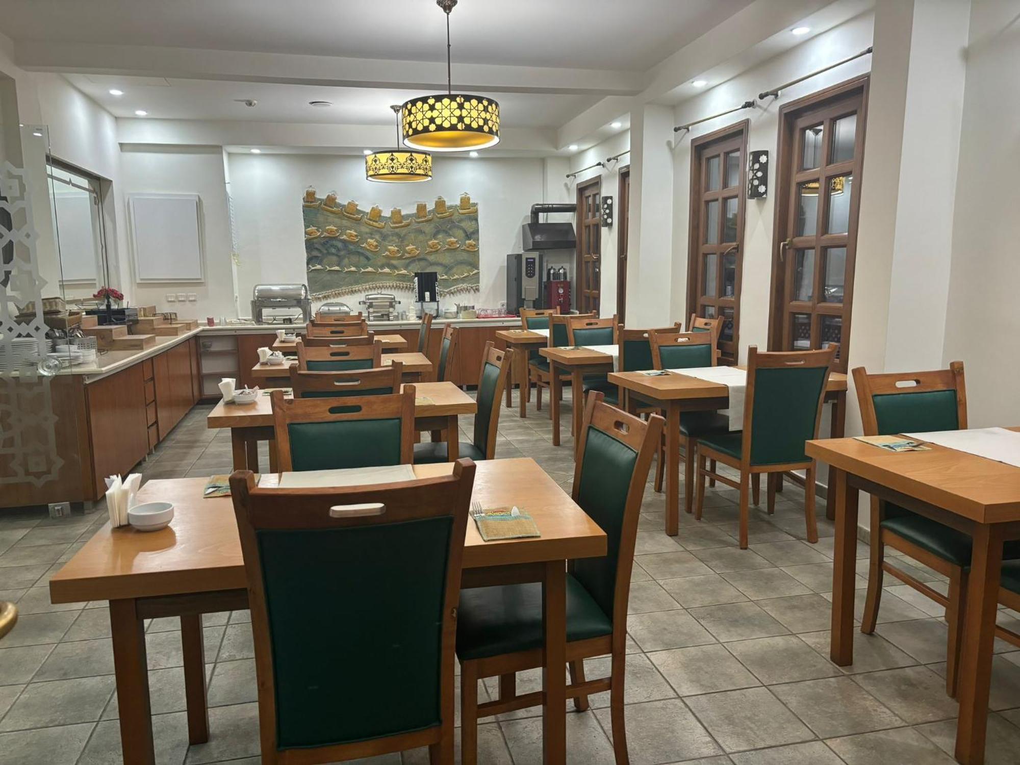 Hotel Argos