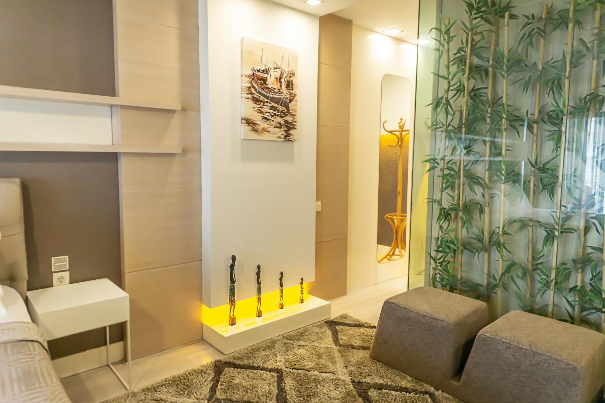 Daire Downtown Oasis - Spacious Modern 3-br Flat Near Beachpark