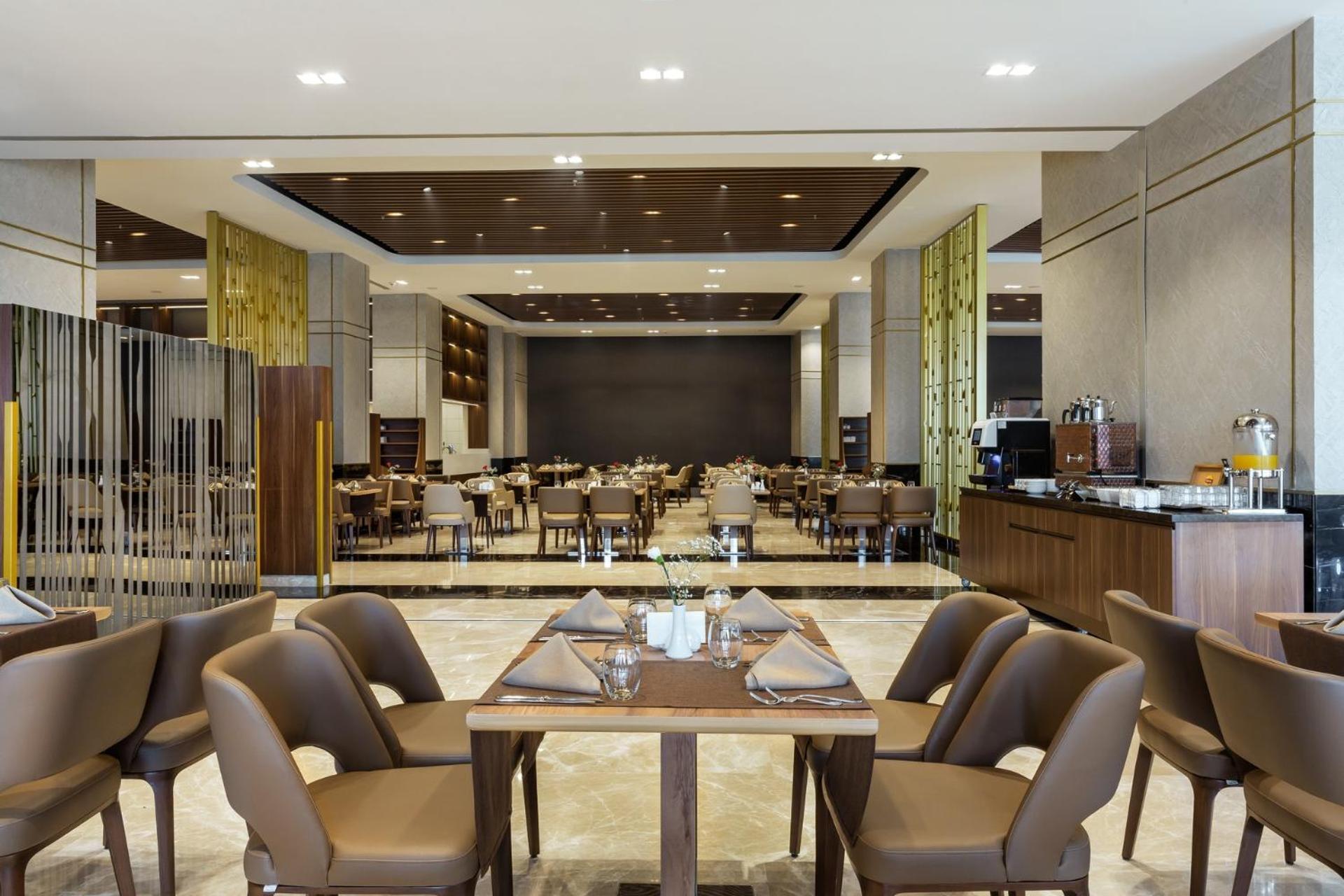 Miracle 5* Antalya