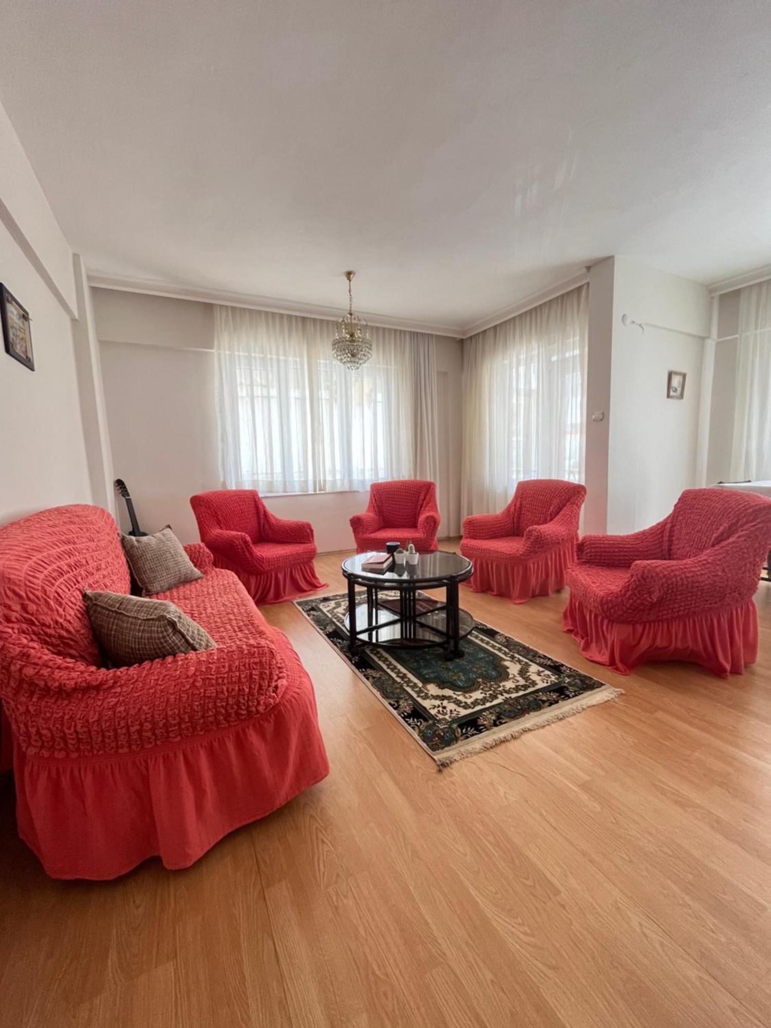 Daire Large And Simple Family House In Center Antalya