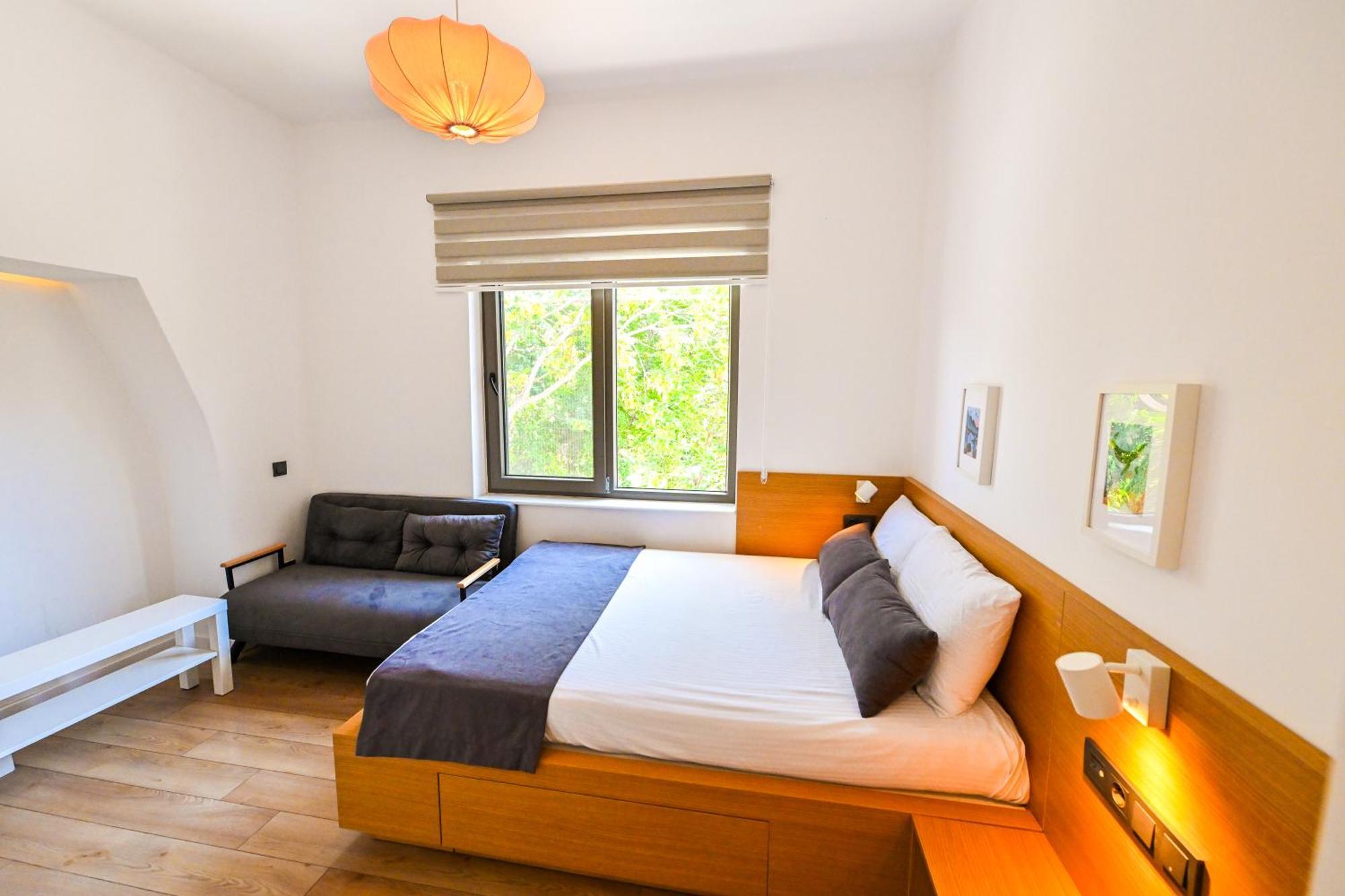 Italic Otel *