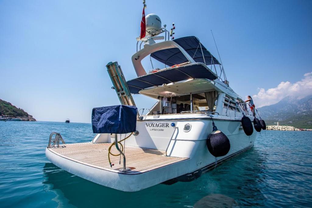 Luxer Botel