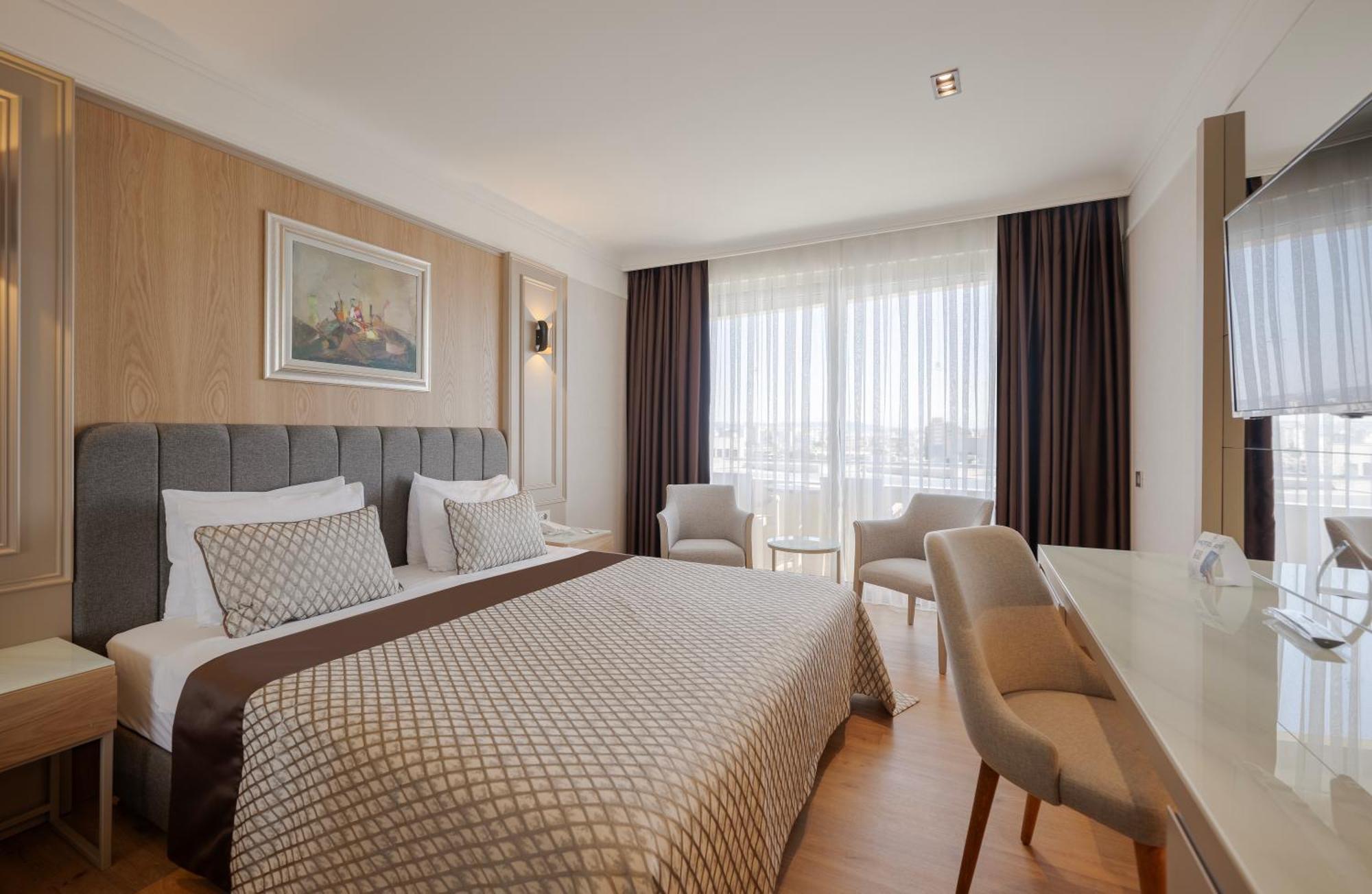 Porto & Hotel 5*
