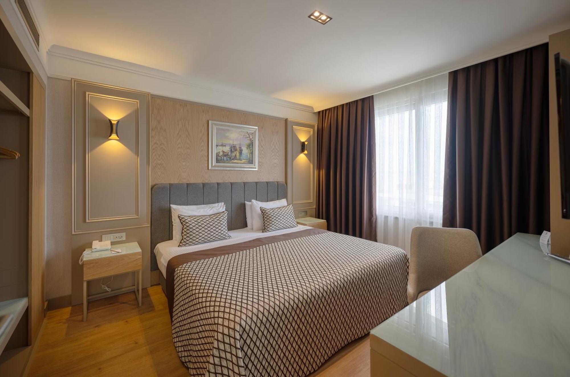 Porto & Hotel 5*