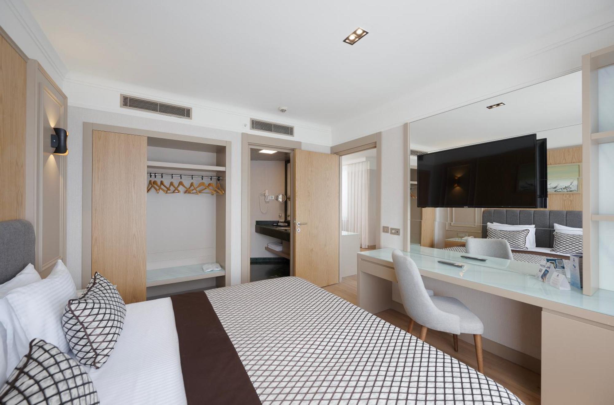 Porto & Hotel