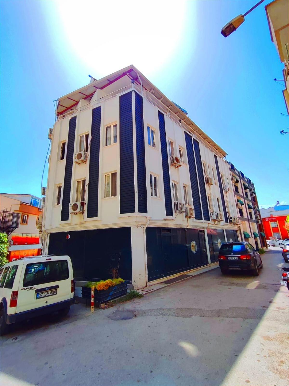 Hotel Beta
