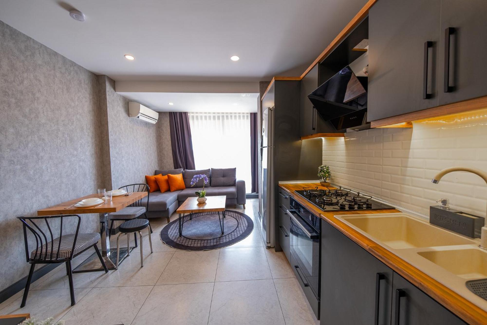 Mrt Lara Apart Otel