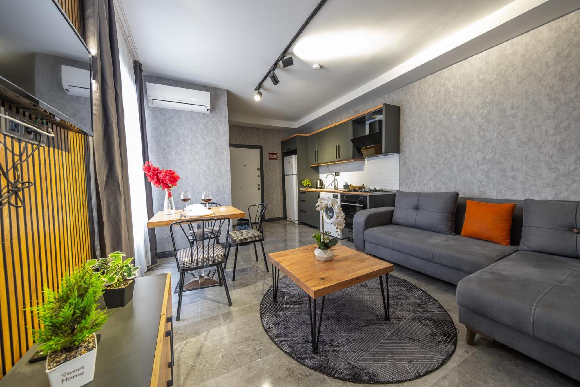Mrt Lara Apart Otel Antalya