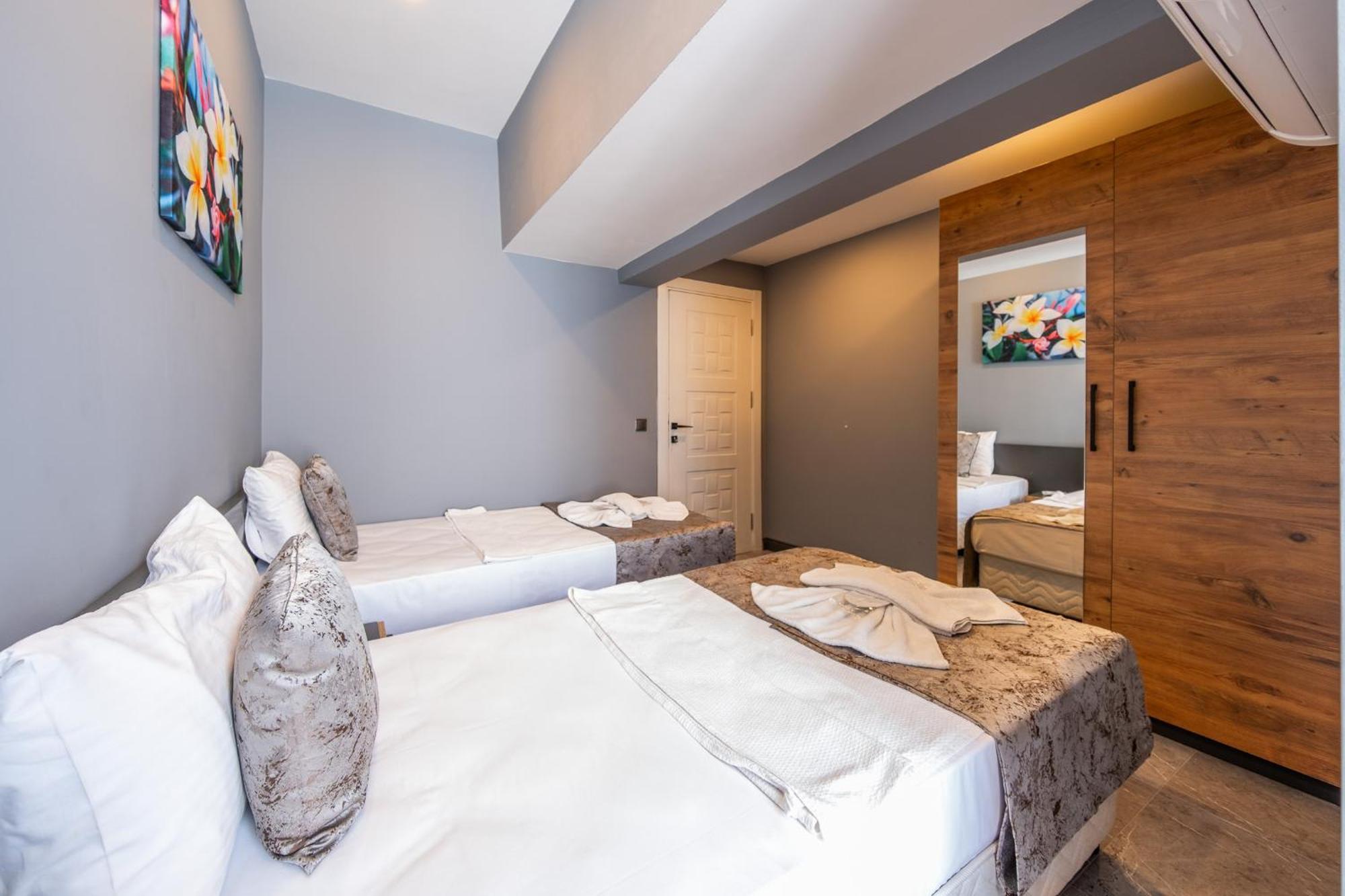 Mrt Lara Apart Otel Antalya
