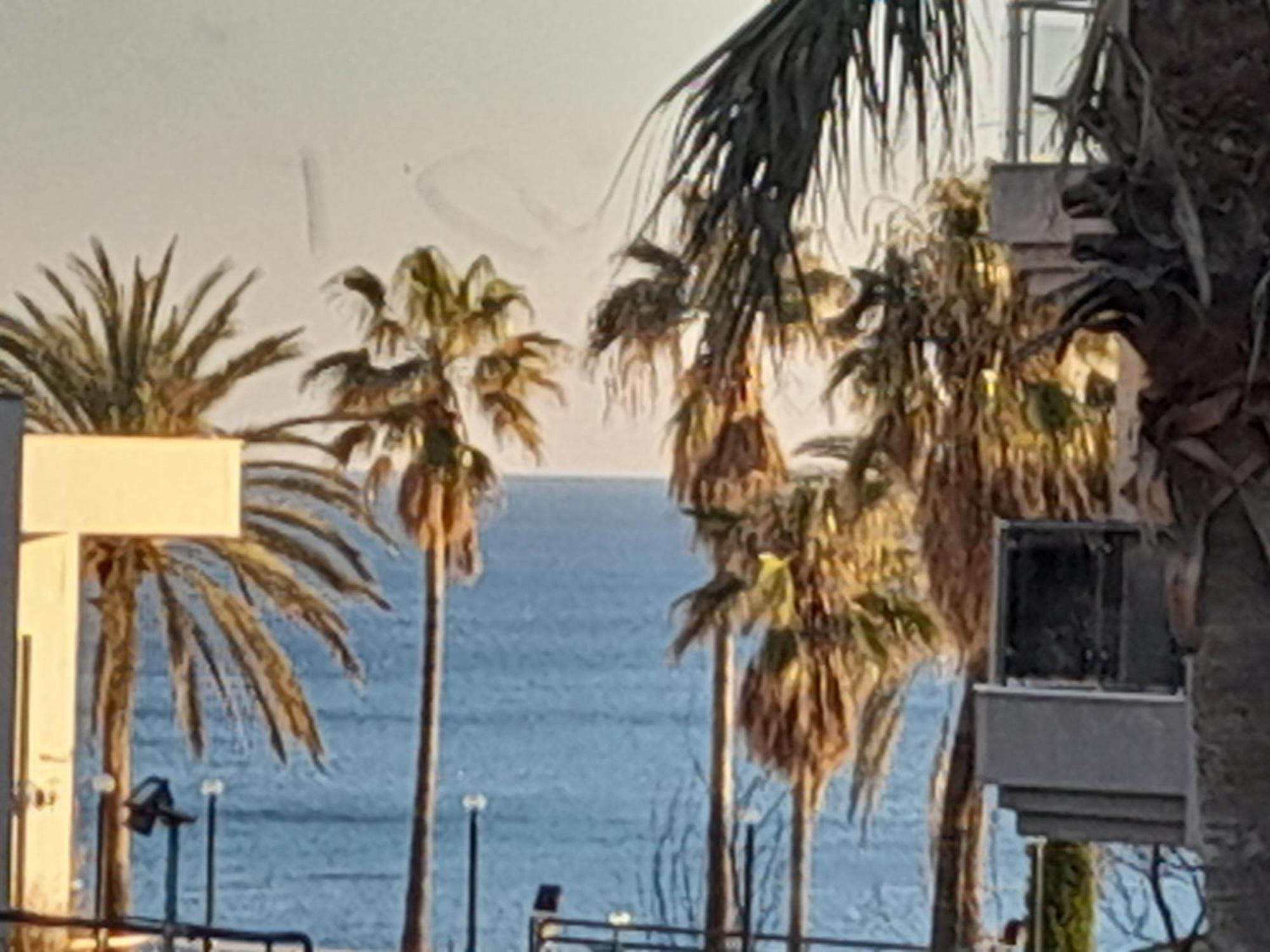 Close To The Sea In The Of Daire
