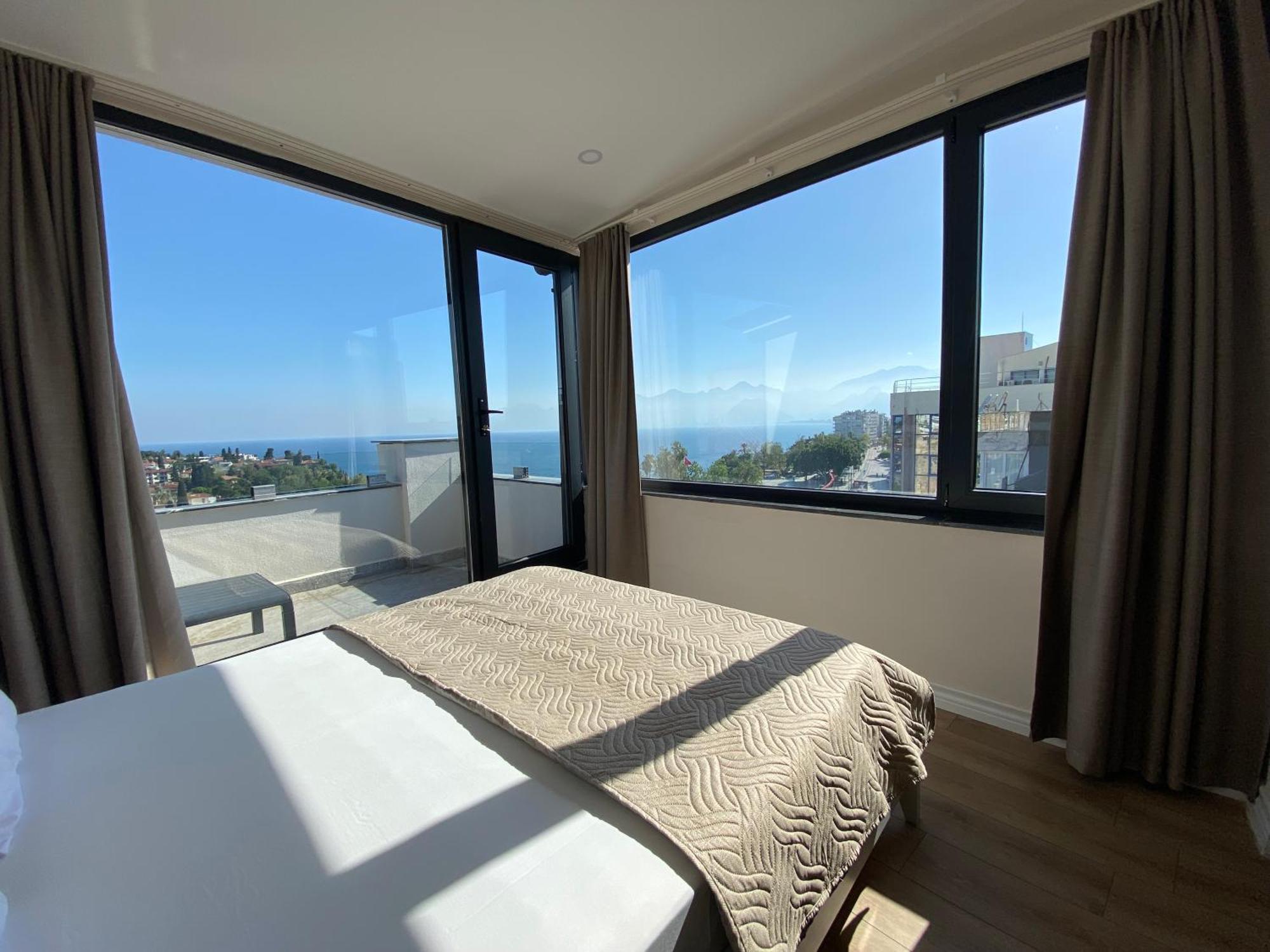 Otel Royal Homes 701