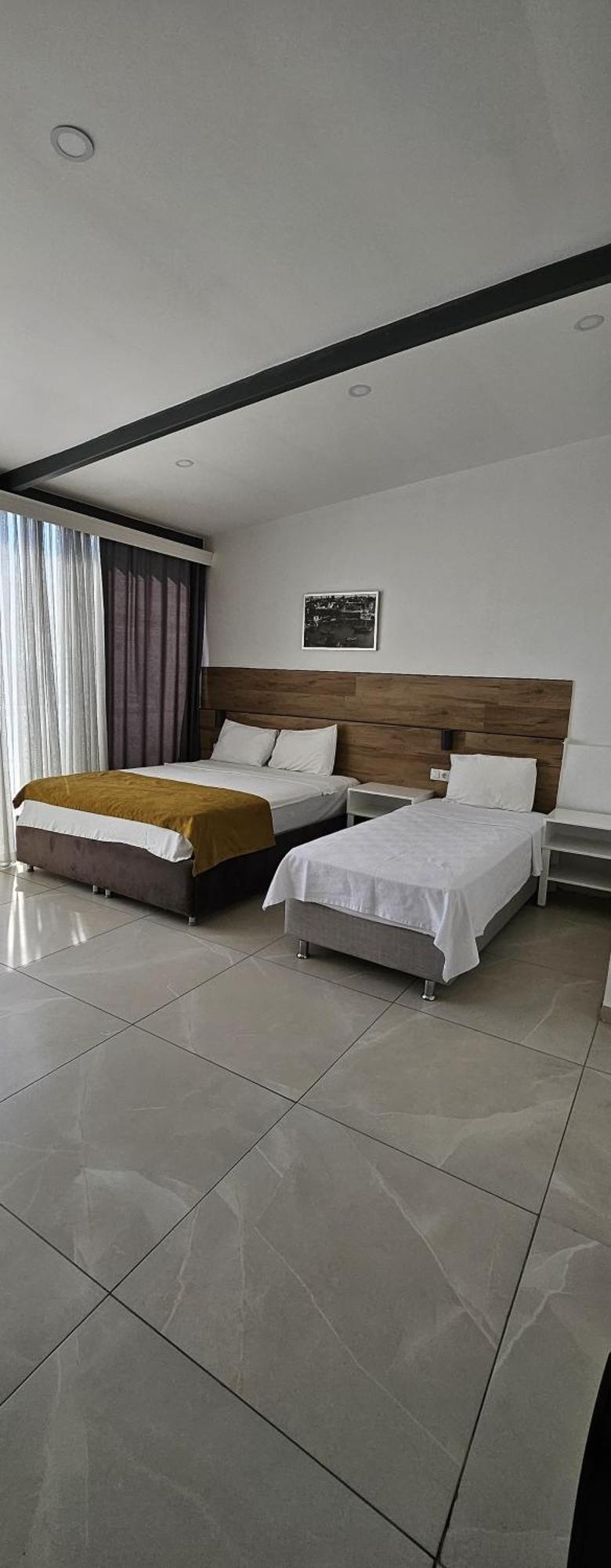 Otel Tut