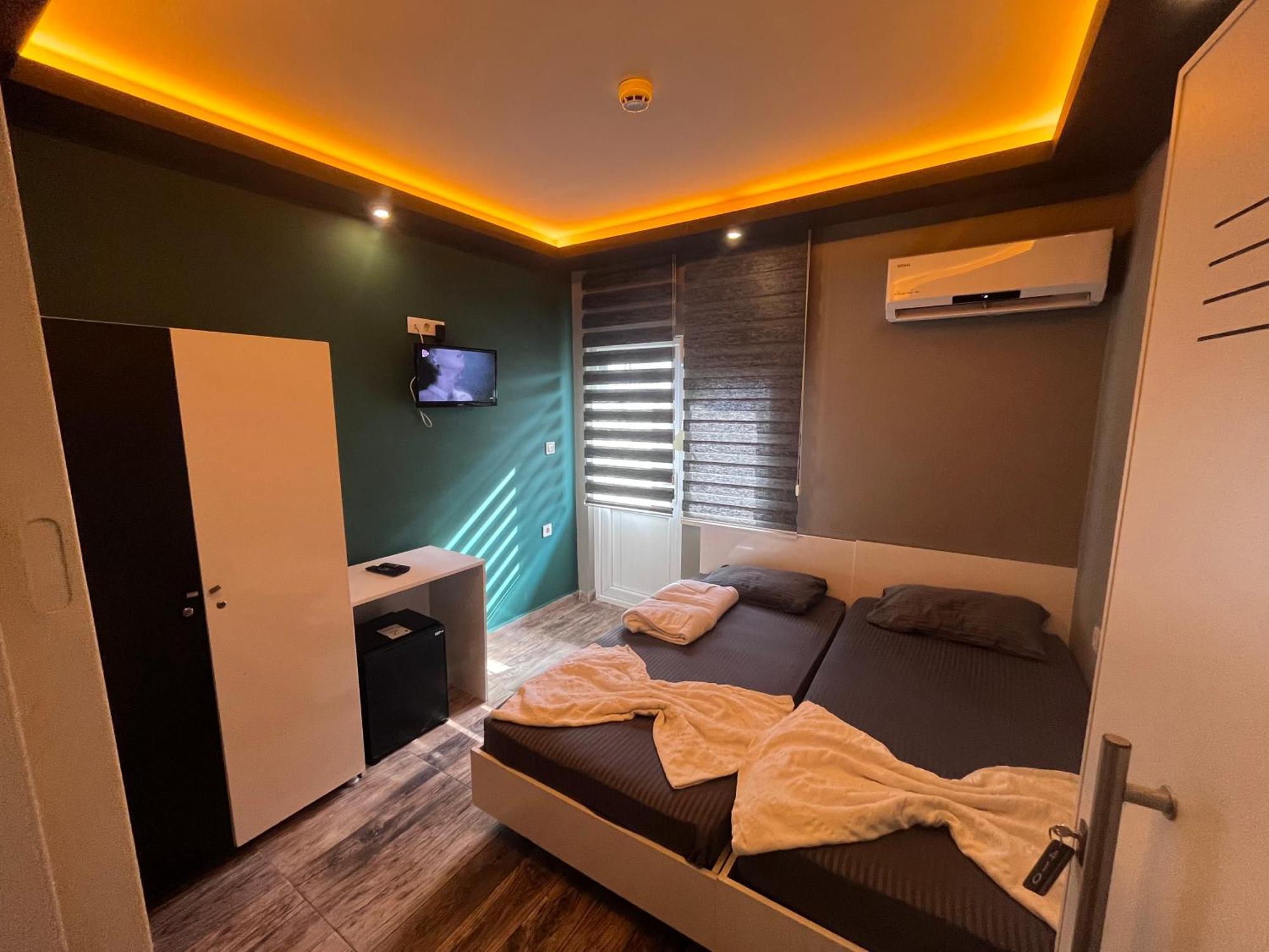 Yakamoz Pansiyon 2 Antalya