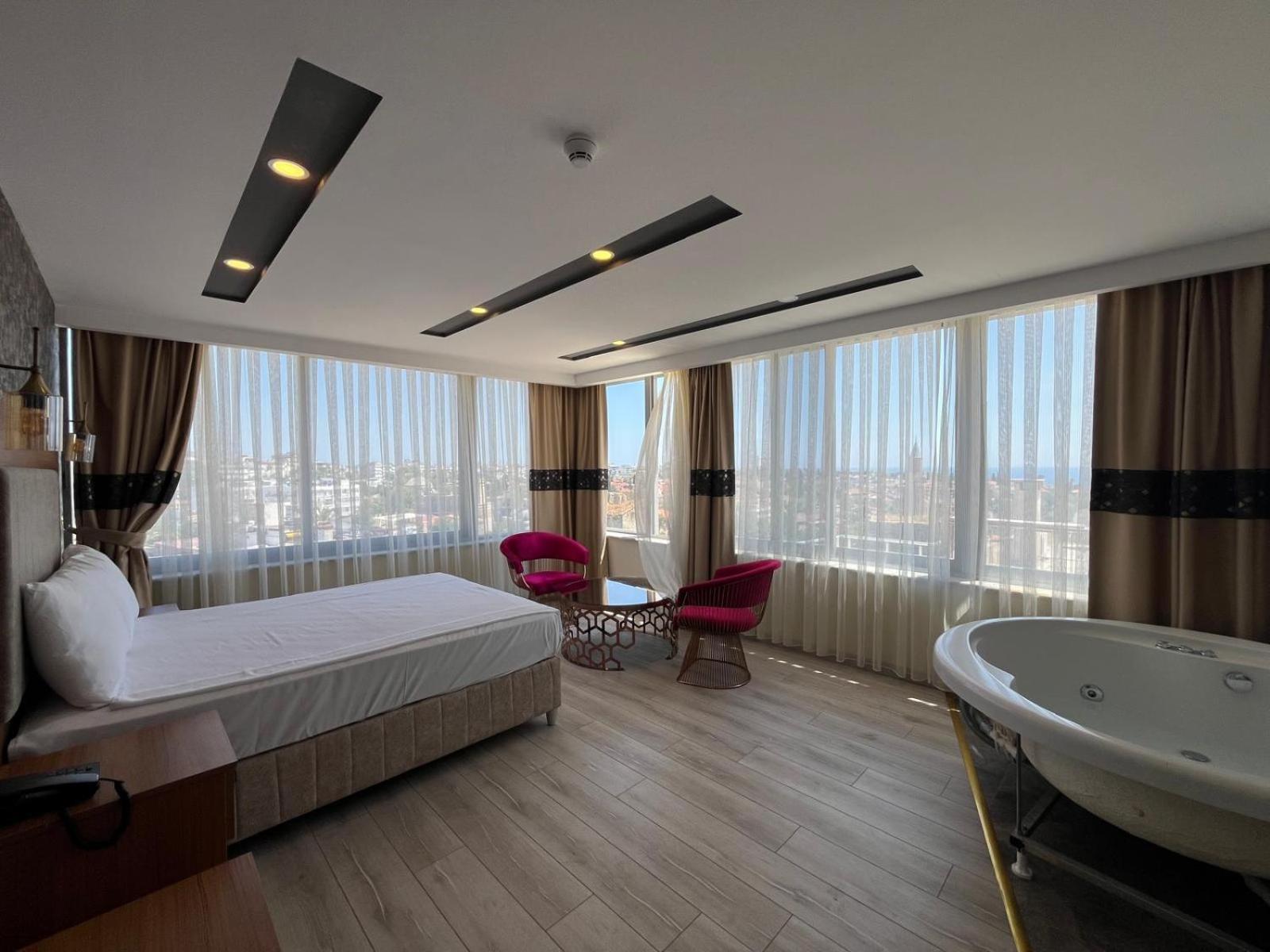 Golden Lux Hotel Antalya
