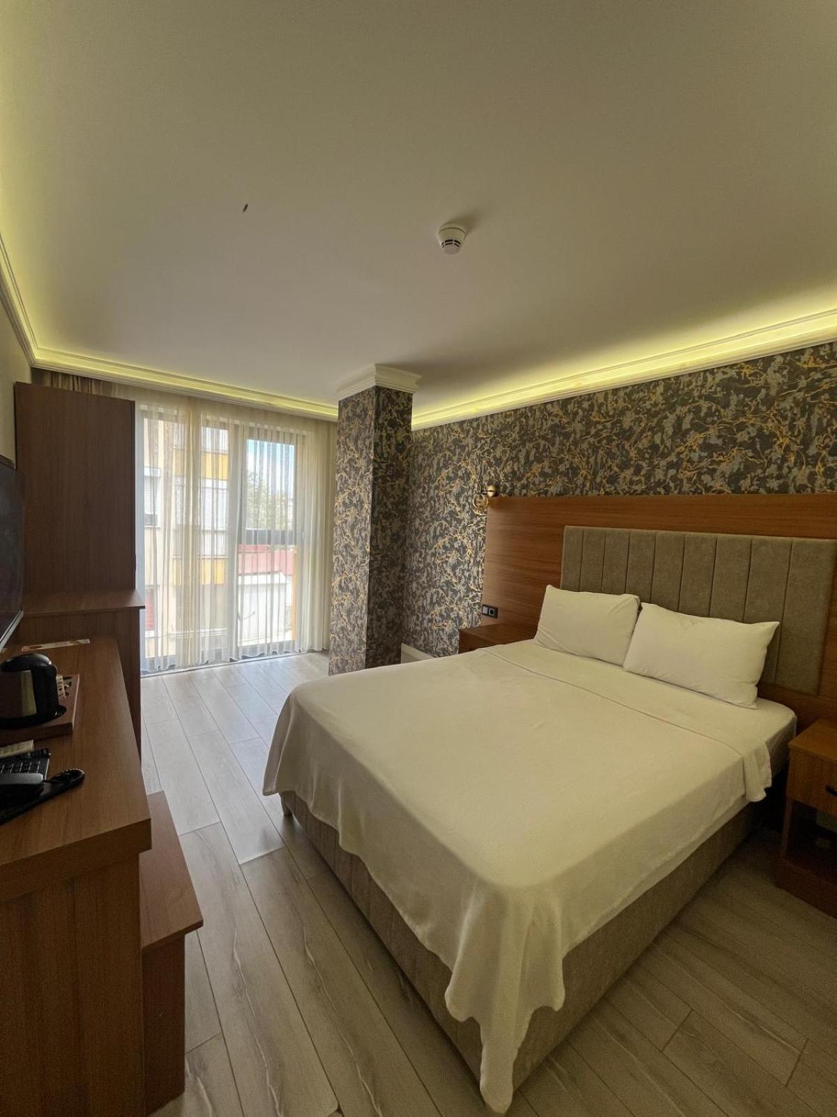 Hotel Golden Lux Antalya