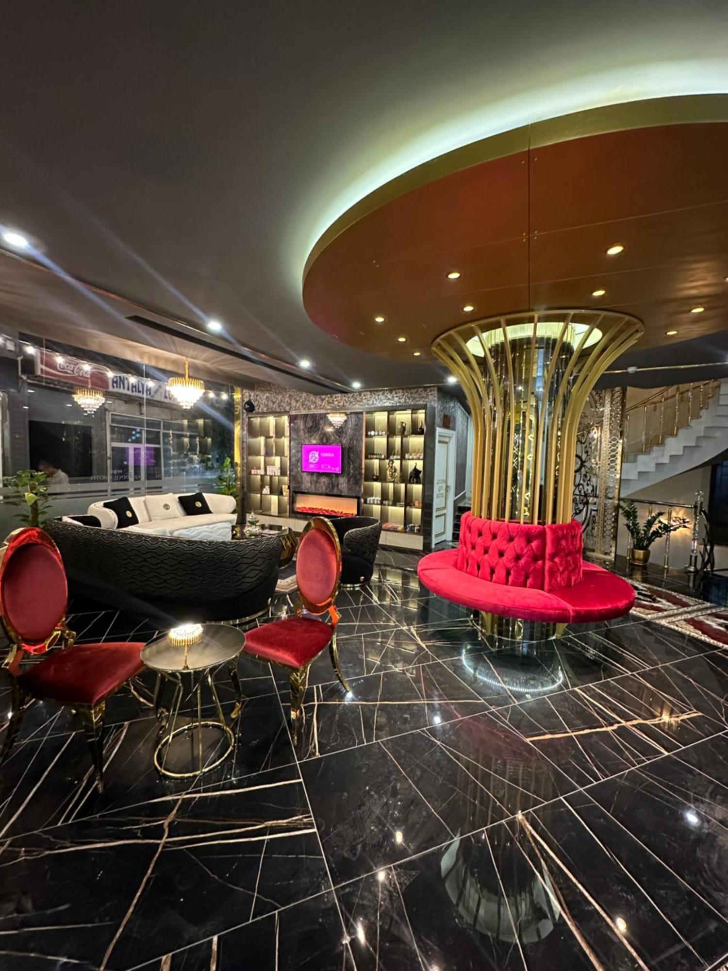 Golden Lux Hotel 3*
