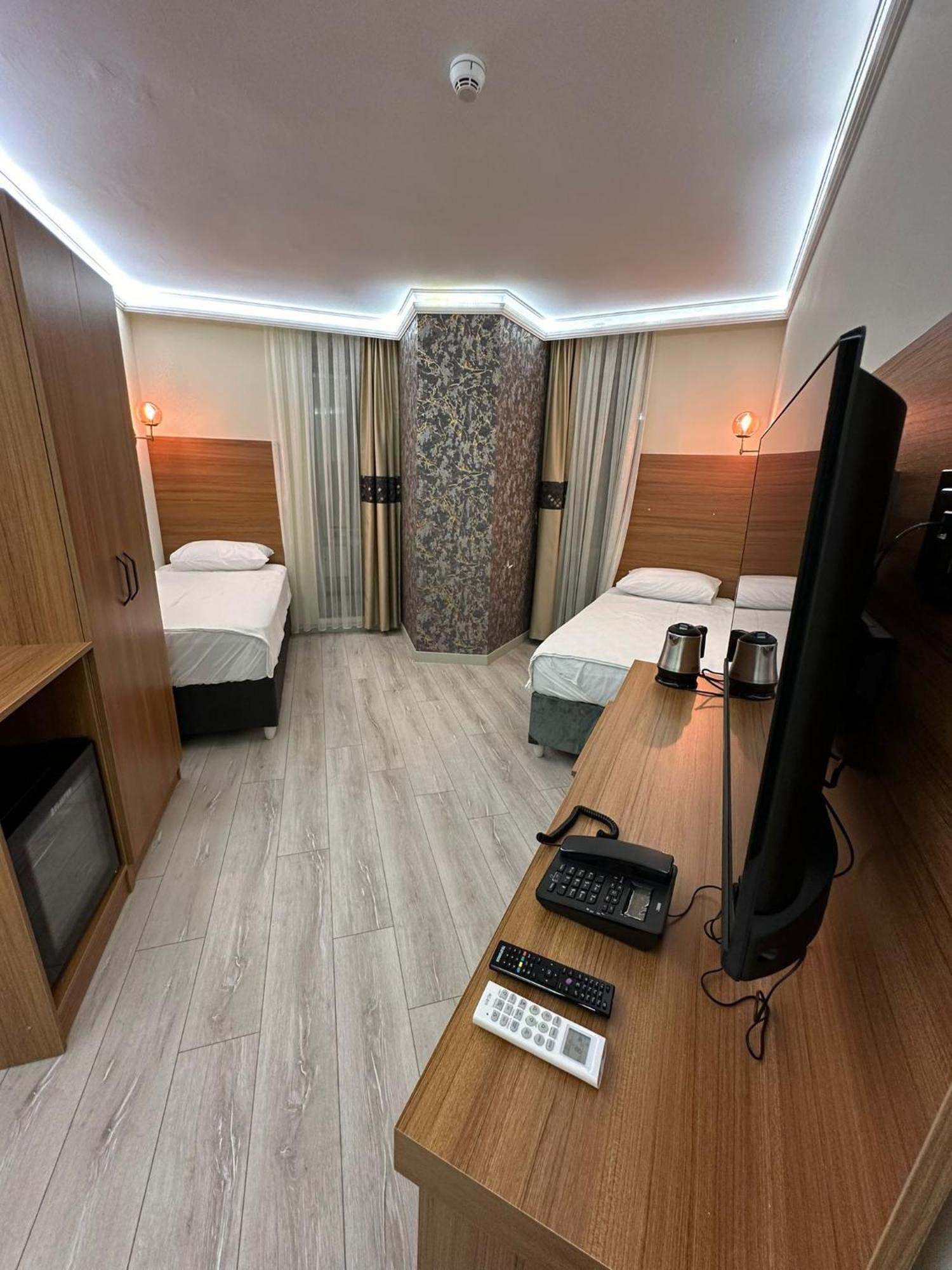Golden Lux 3*