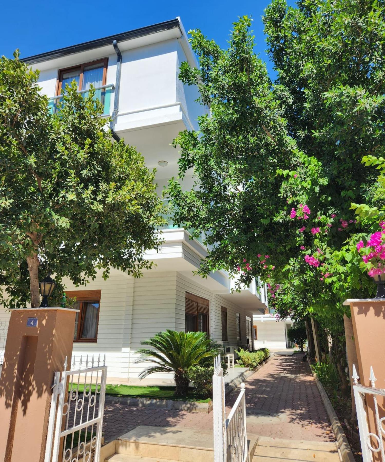 Lara Breeze Homes Daire *