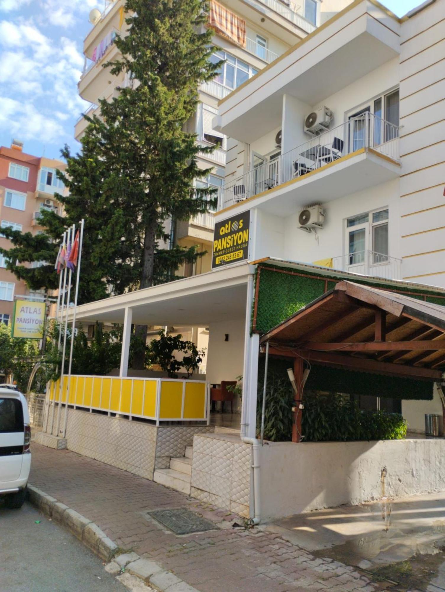 Hostel Atlas