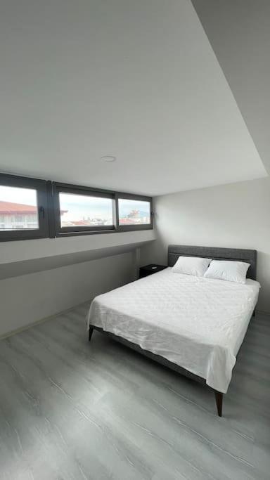 Lyra Homes Genis, Ferah, Denize Yakin Apartment Antalya