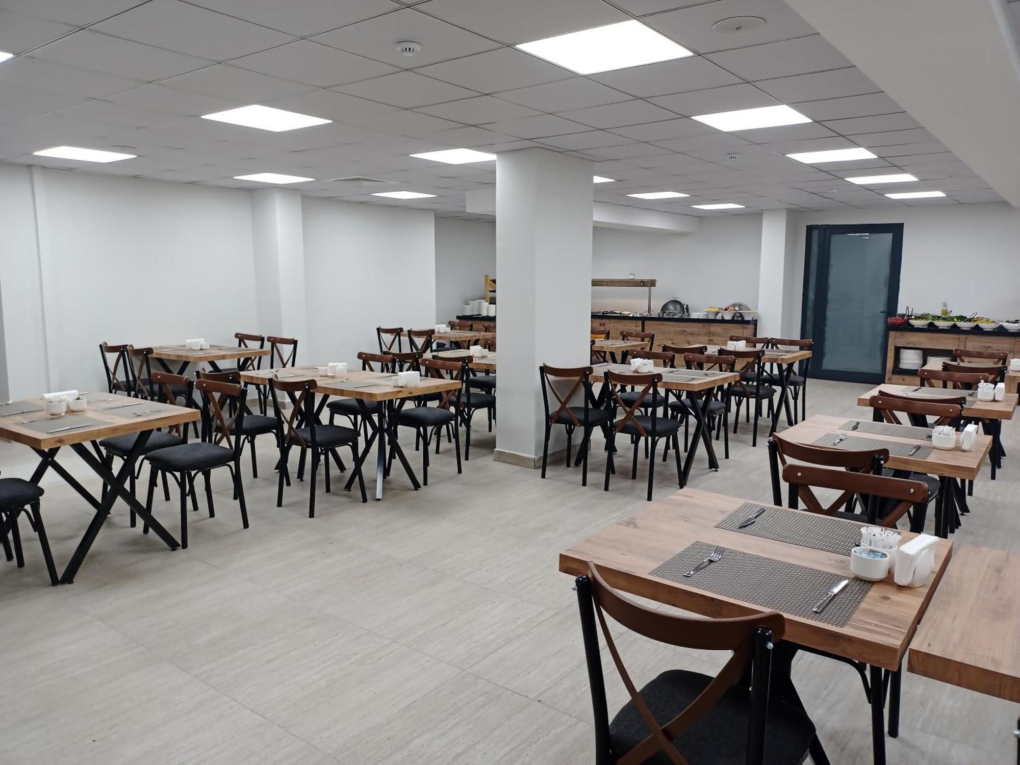 C Airport Apartment Antalya