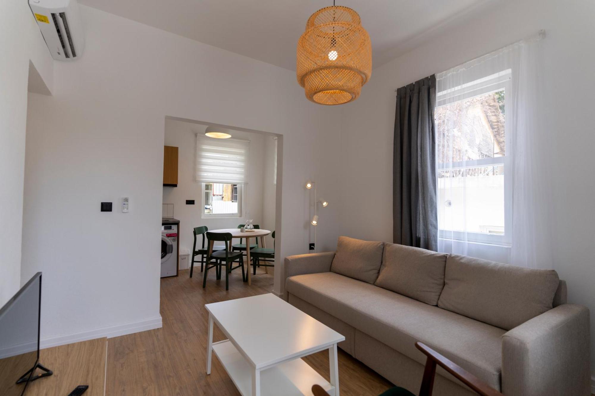 Italic Otel *