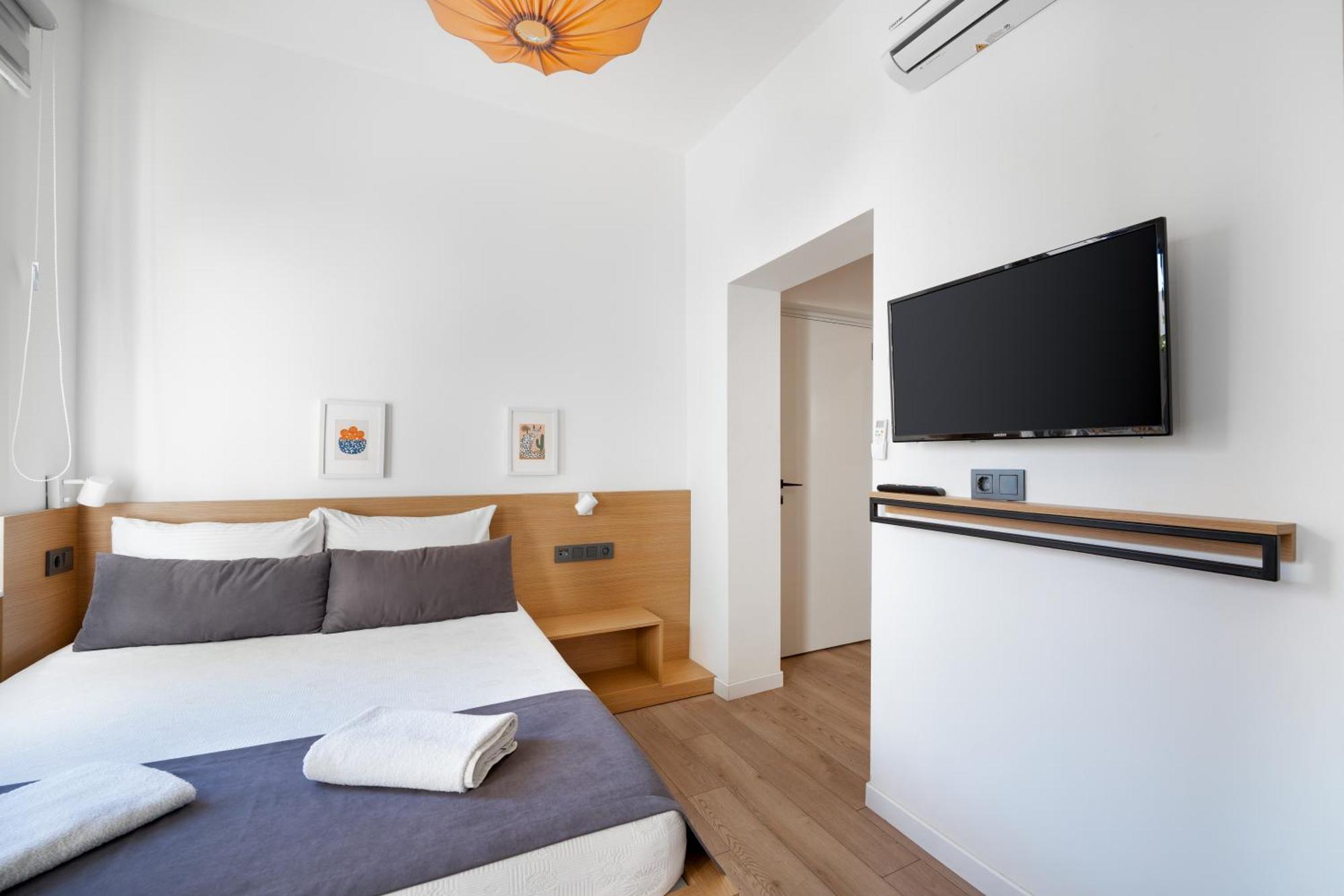 Otel Italic