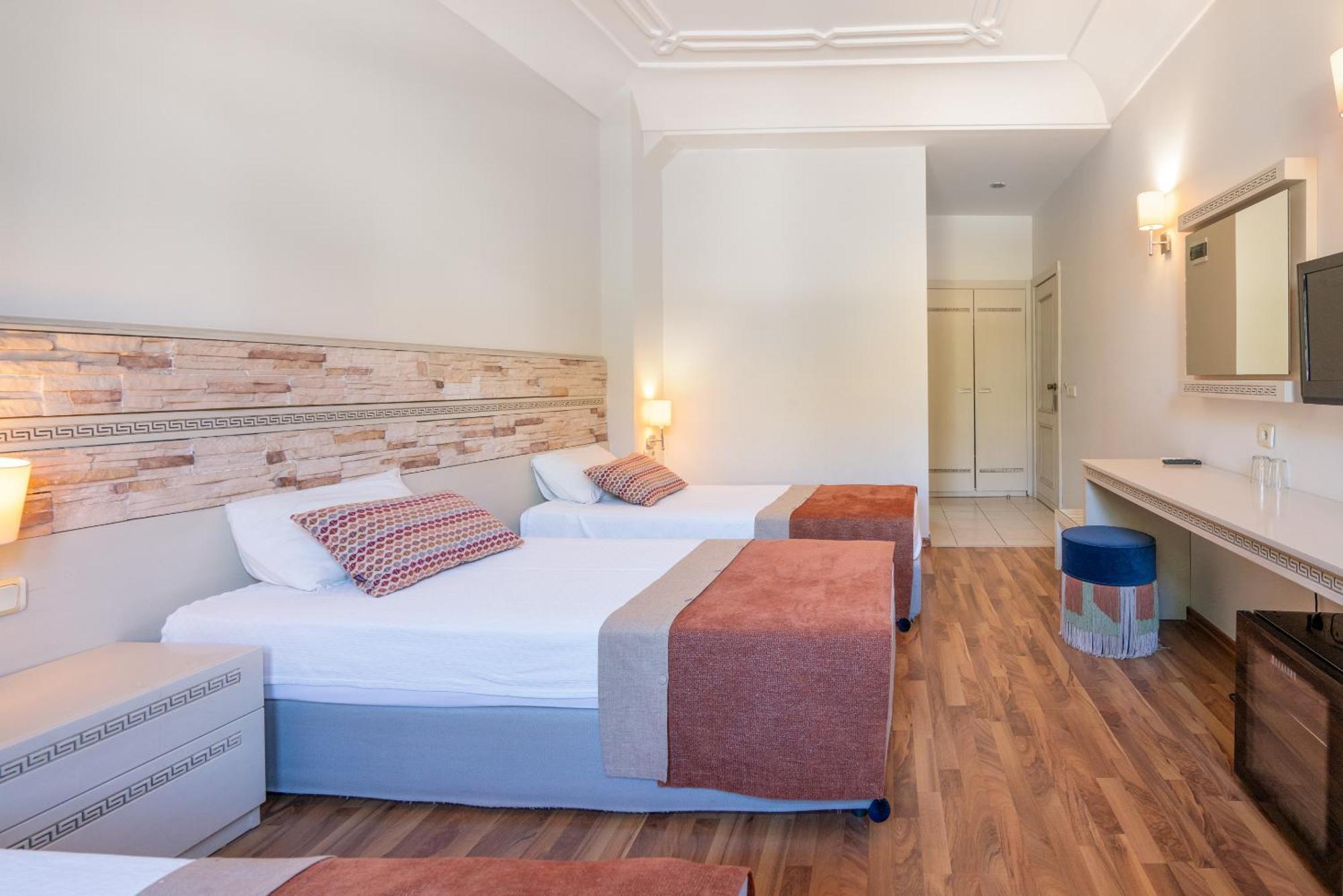 Aspen Kaleiçi Otel 4*
