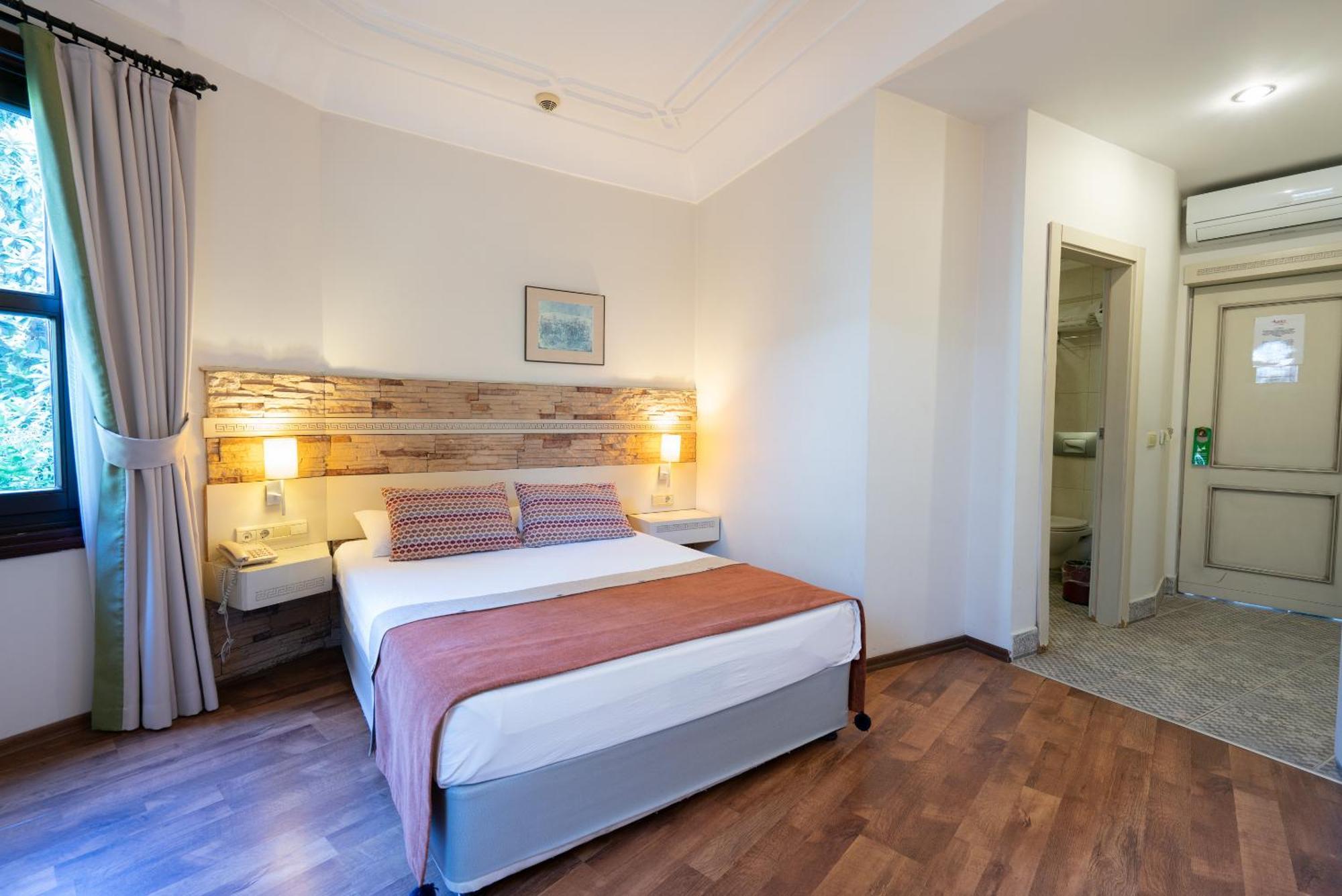 Aspen Kaleiçi 4* Antalya