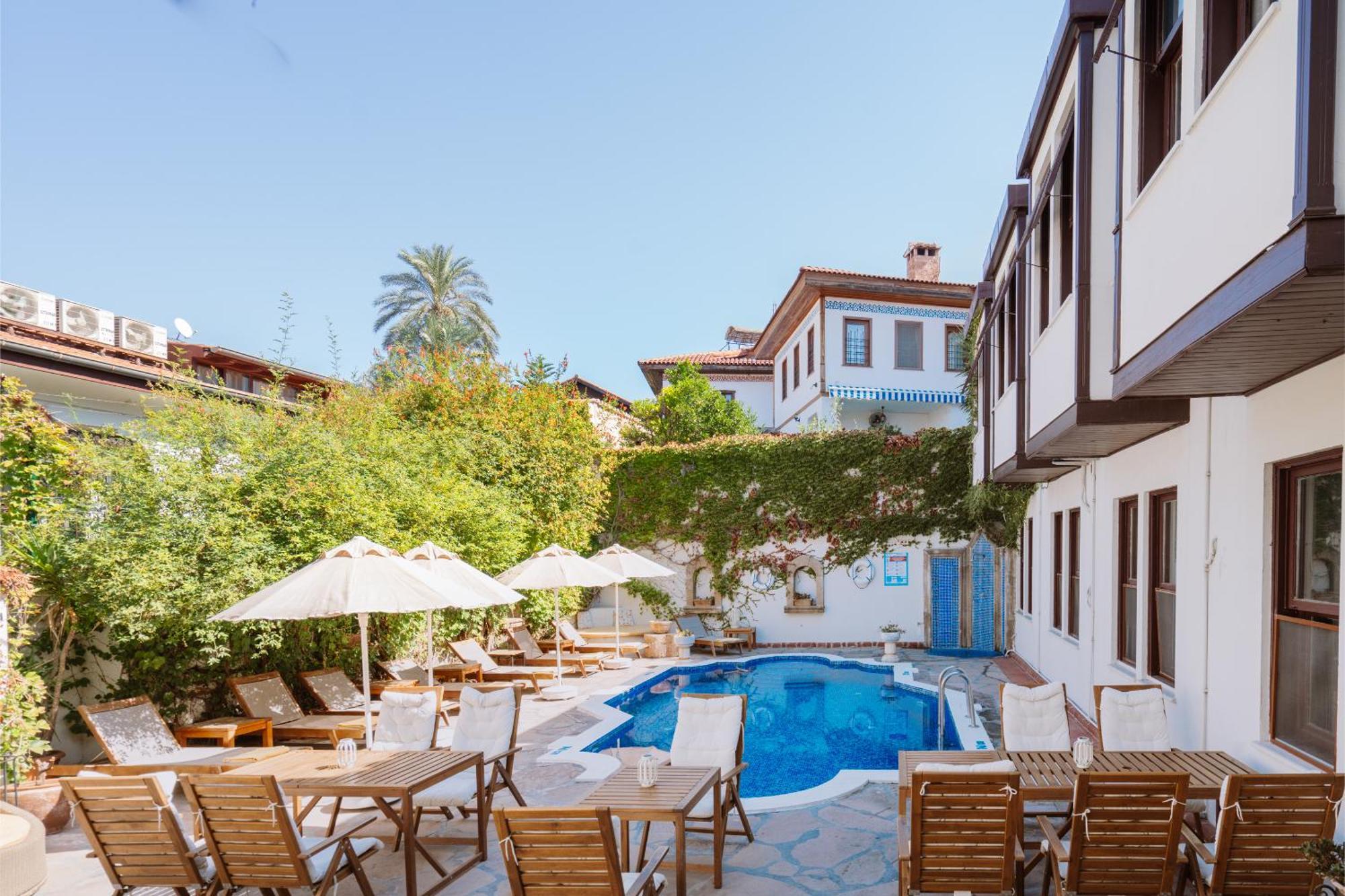 Otel Aspen Kaleiçi 4*