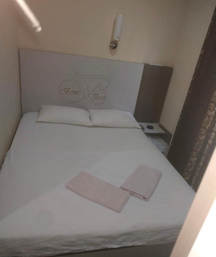 Bone Otel