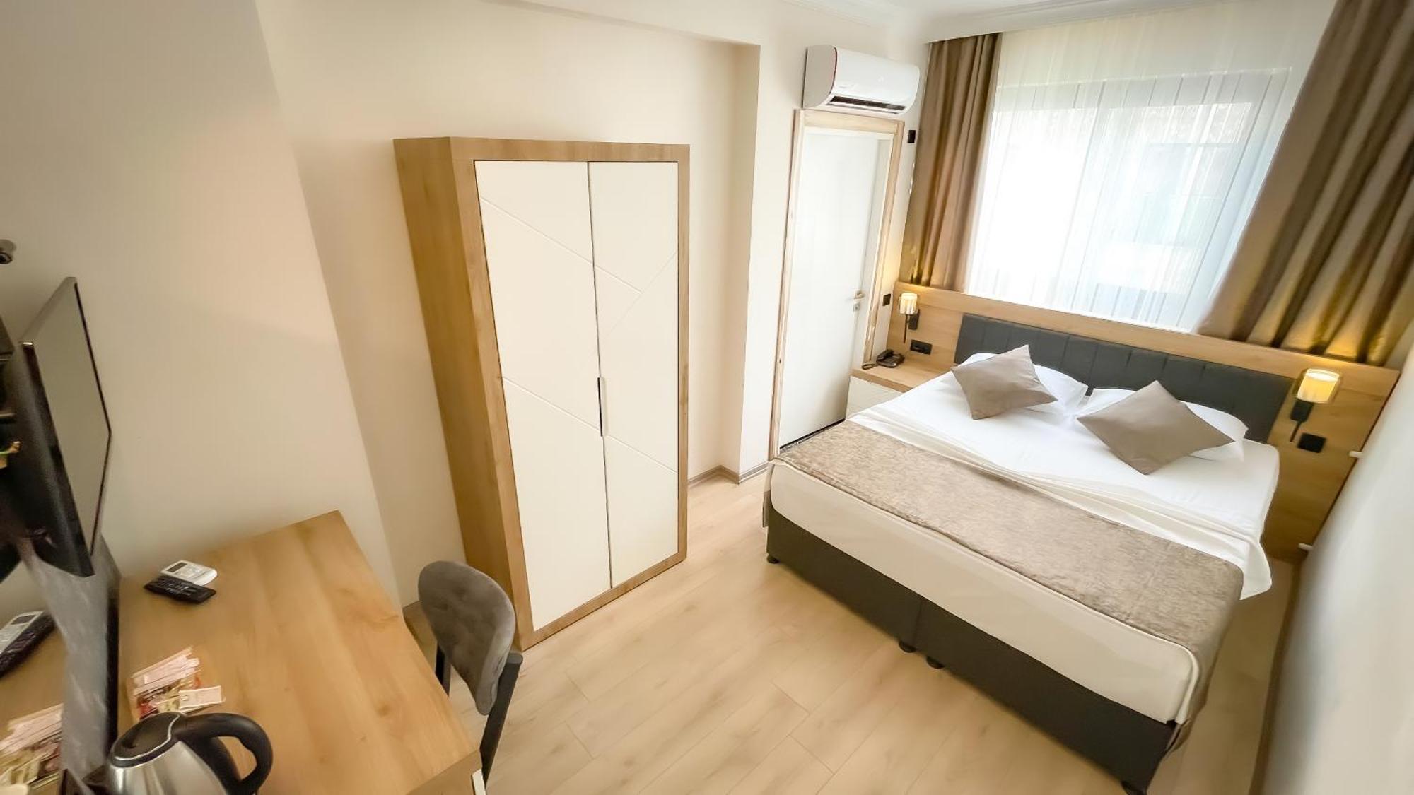 Hotel Bloomtalya