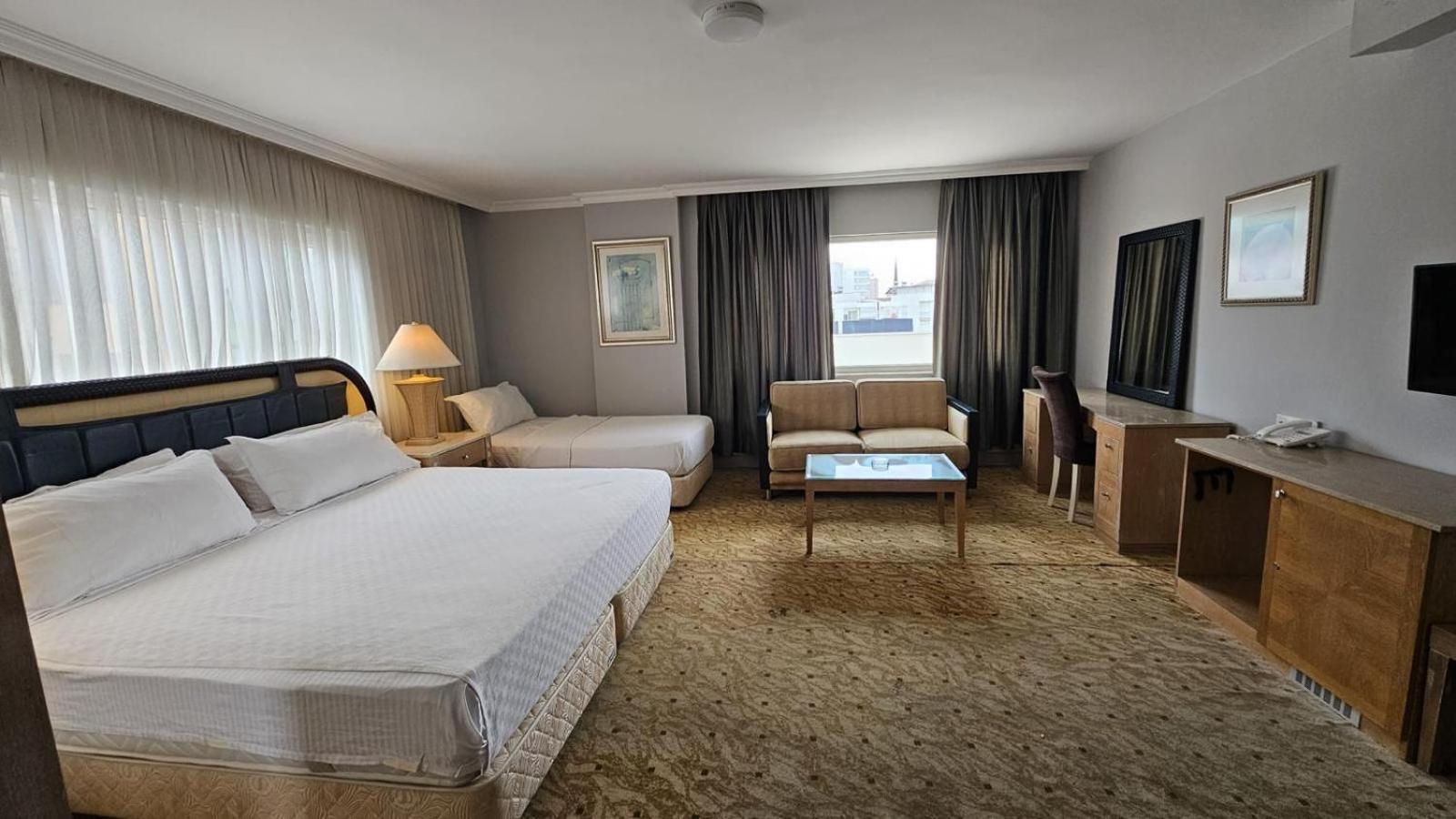 Hotel Sever *