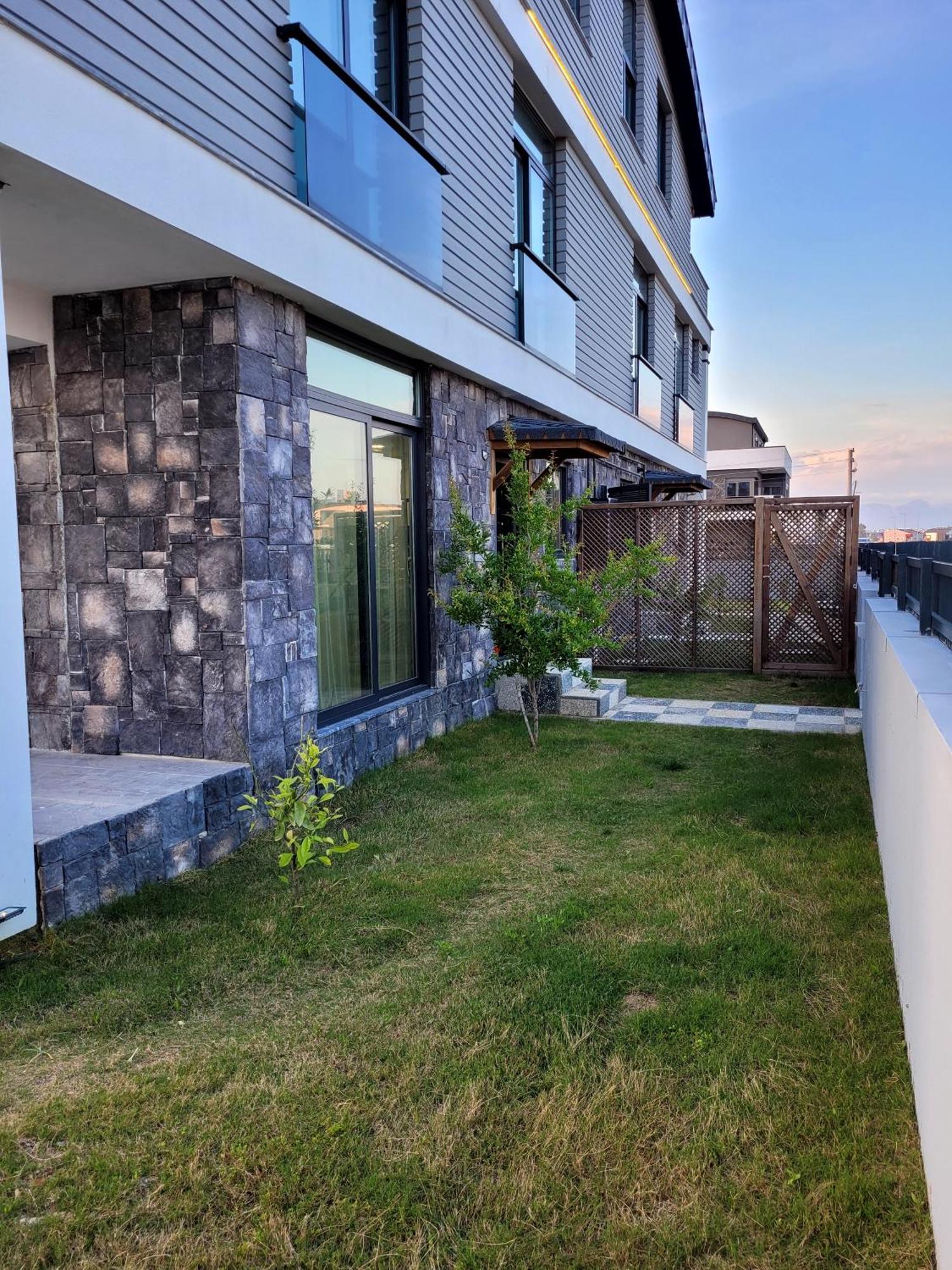 Villa Oldskool 15 Minutes Walk To Lara Antalya
