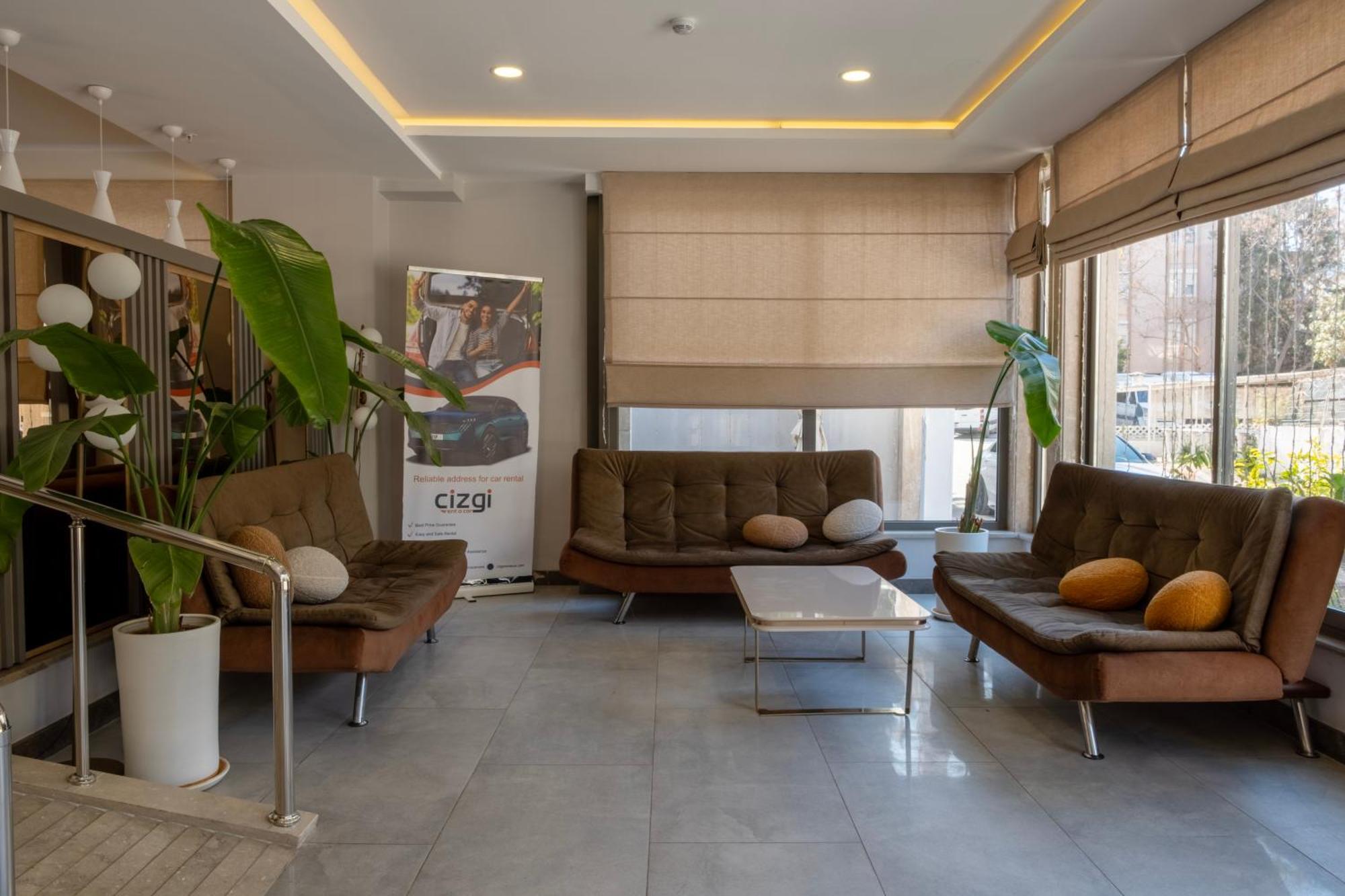 Hotel Peramis & 3*