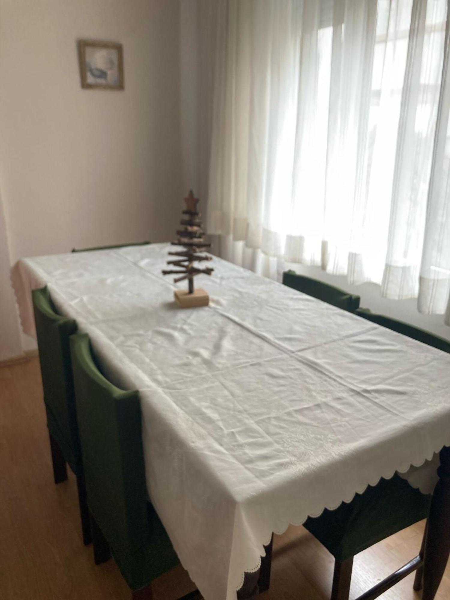 Large And Simple Family House In Center Daire Antalya