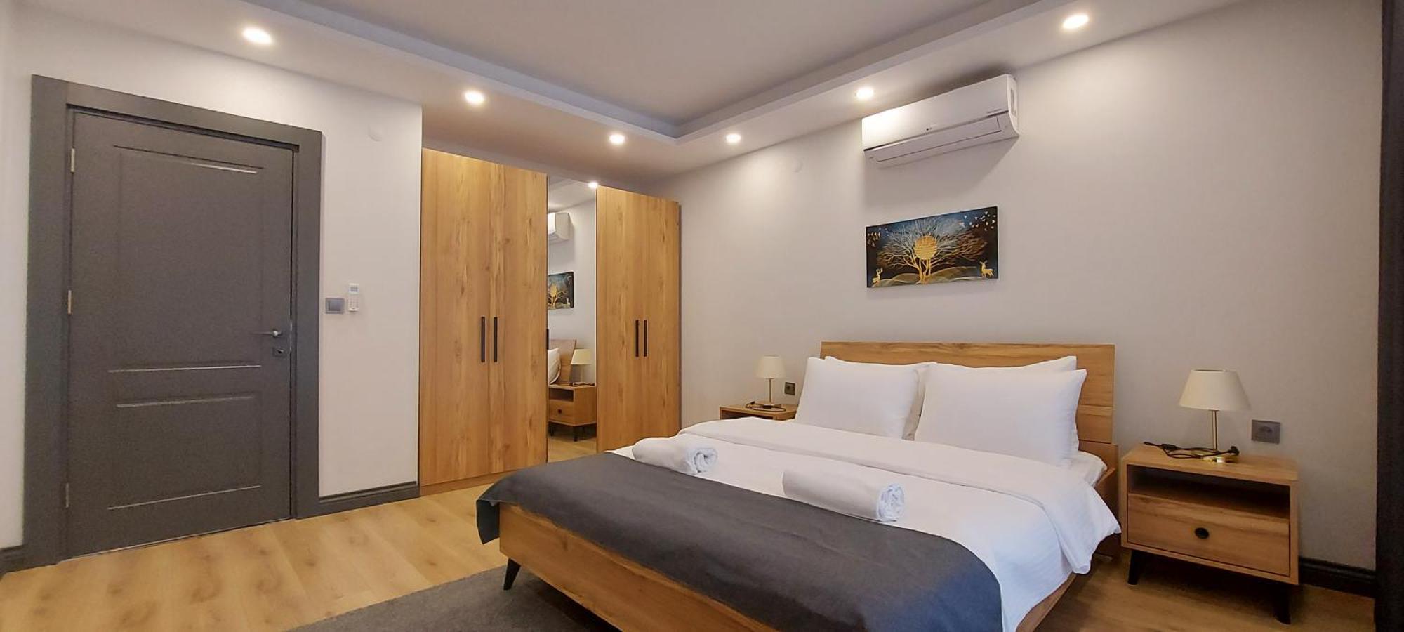 New Flat&large Living Space 2-2 Near By Lara Apartment *
